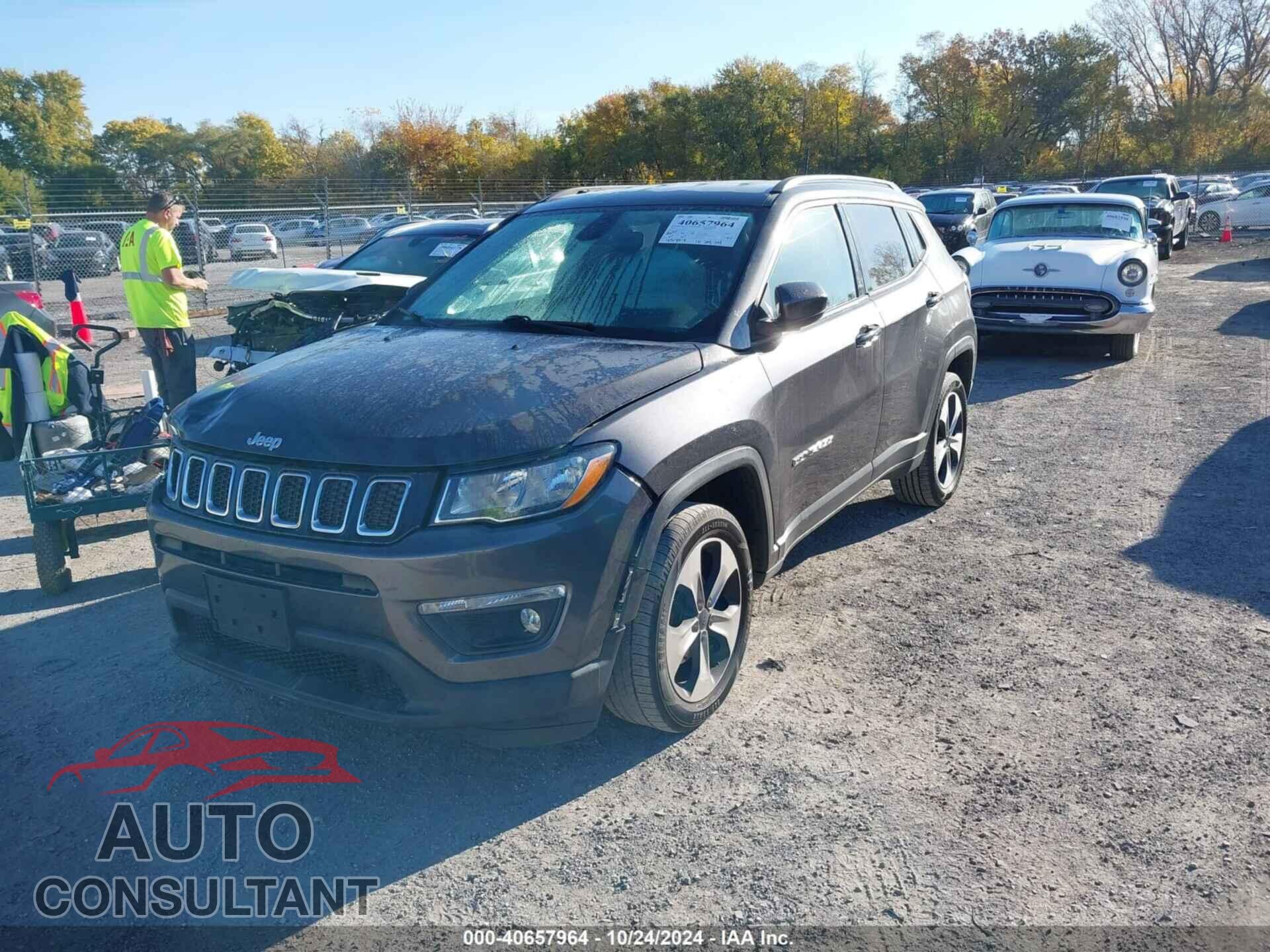 JEEP COMPASS 2018 - 3C4NJDBB8JT262927