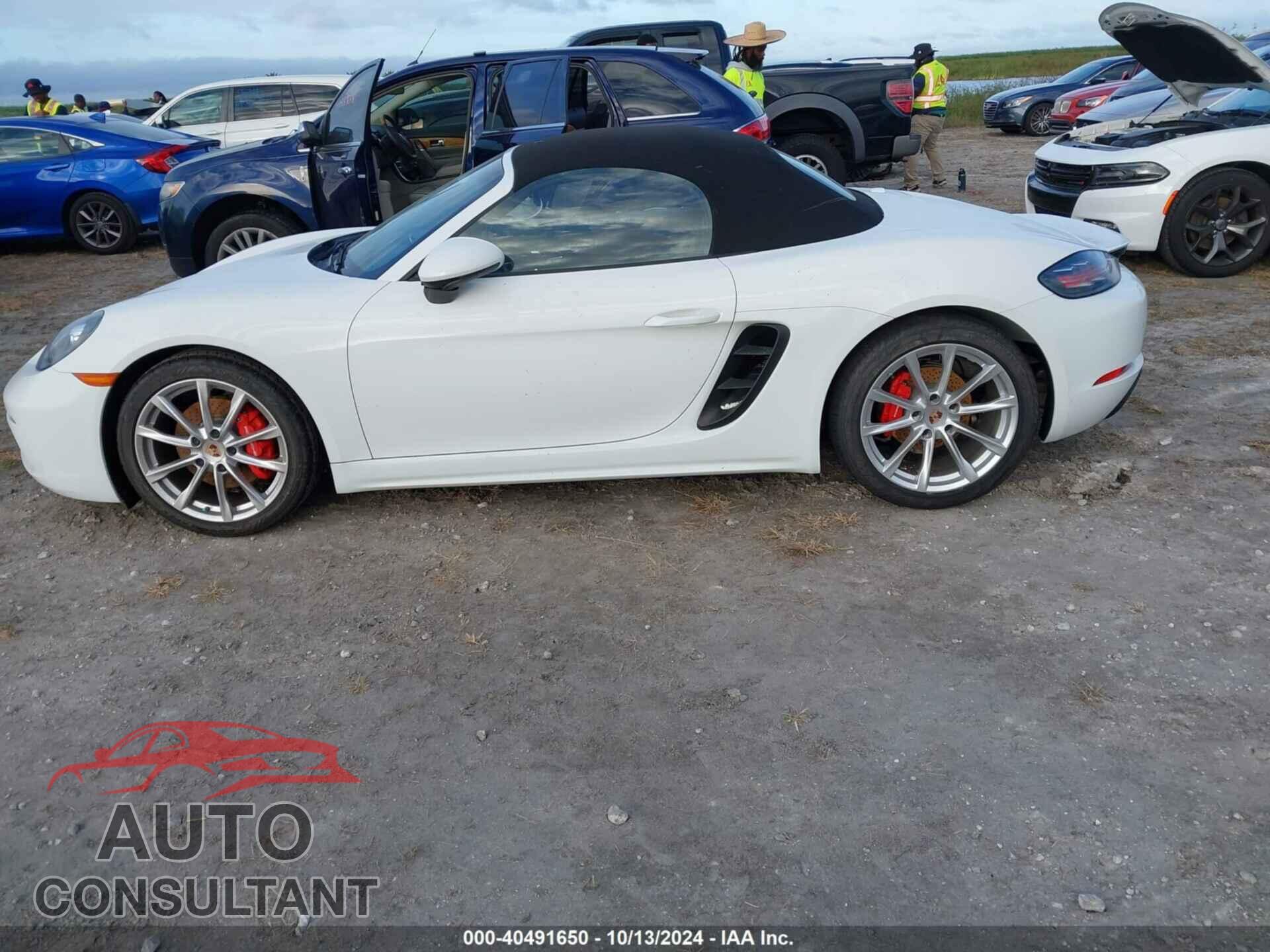PORSCHE 718 BOXSTER 2018 - WP0CB2A85JS228458