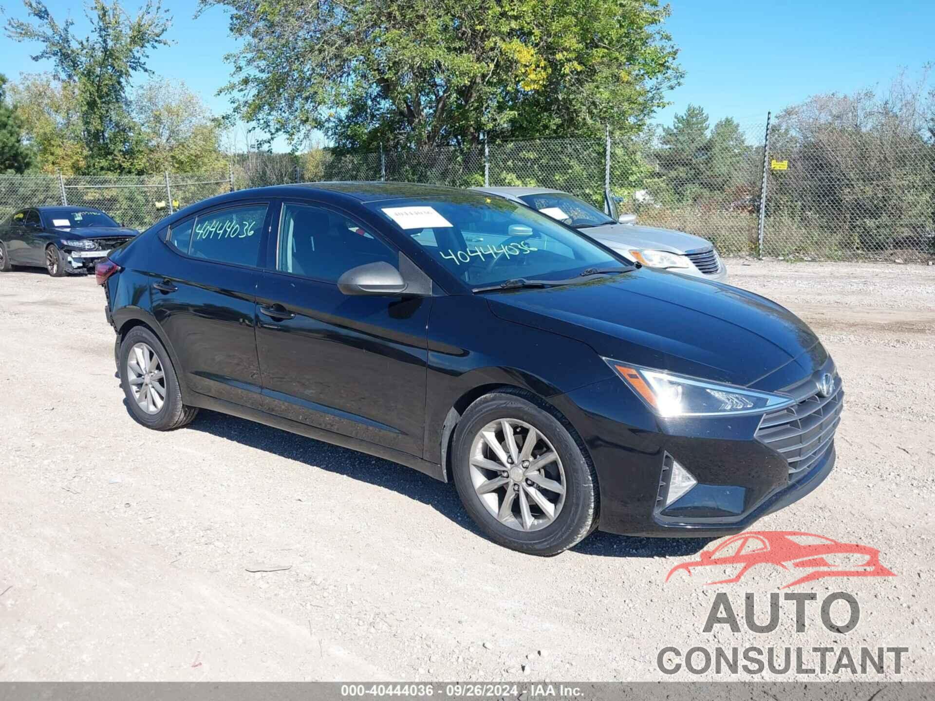 HYUNDAI ELANTRA 2020 - KMHD74LF8LU979246