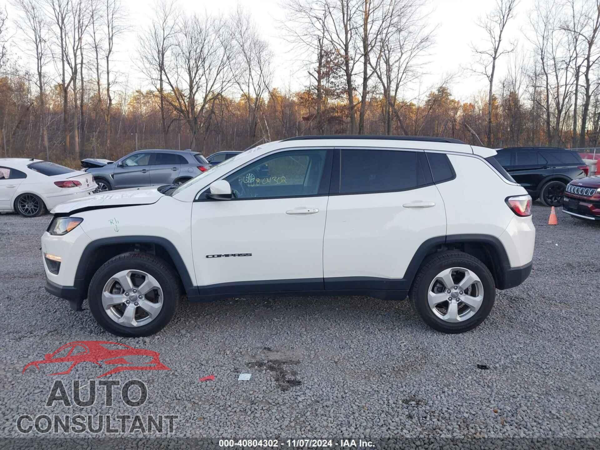 JEEP COMPASS 2018 - 3C4NJDBB7JT332109