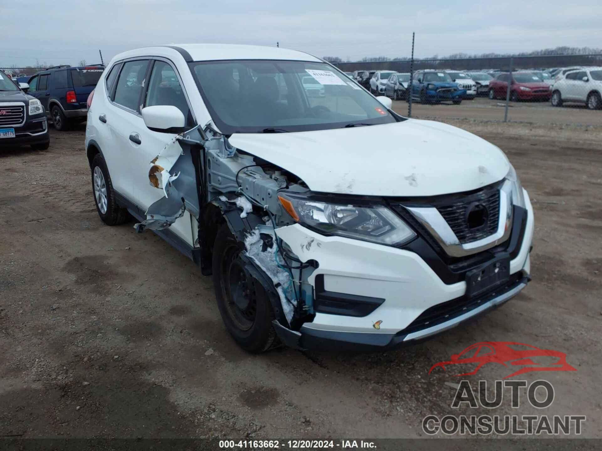 NISSAN ROGUE 2018 - KNMAT2MV8JP606457