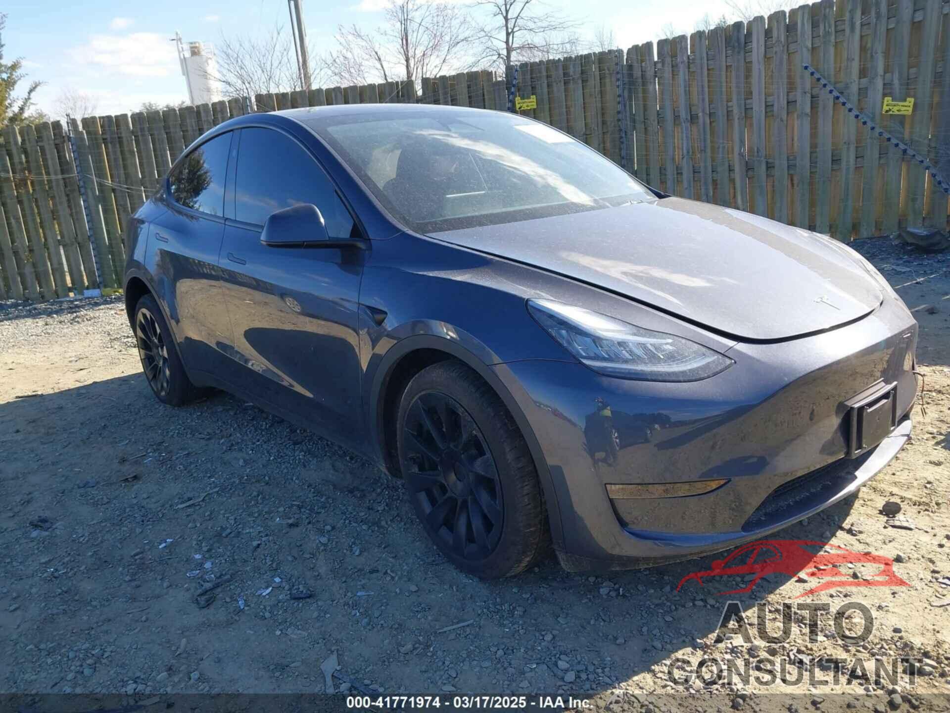 TESLA MODEL Y 2023 - 7SAYGDEE4PA145922