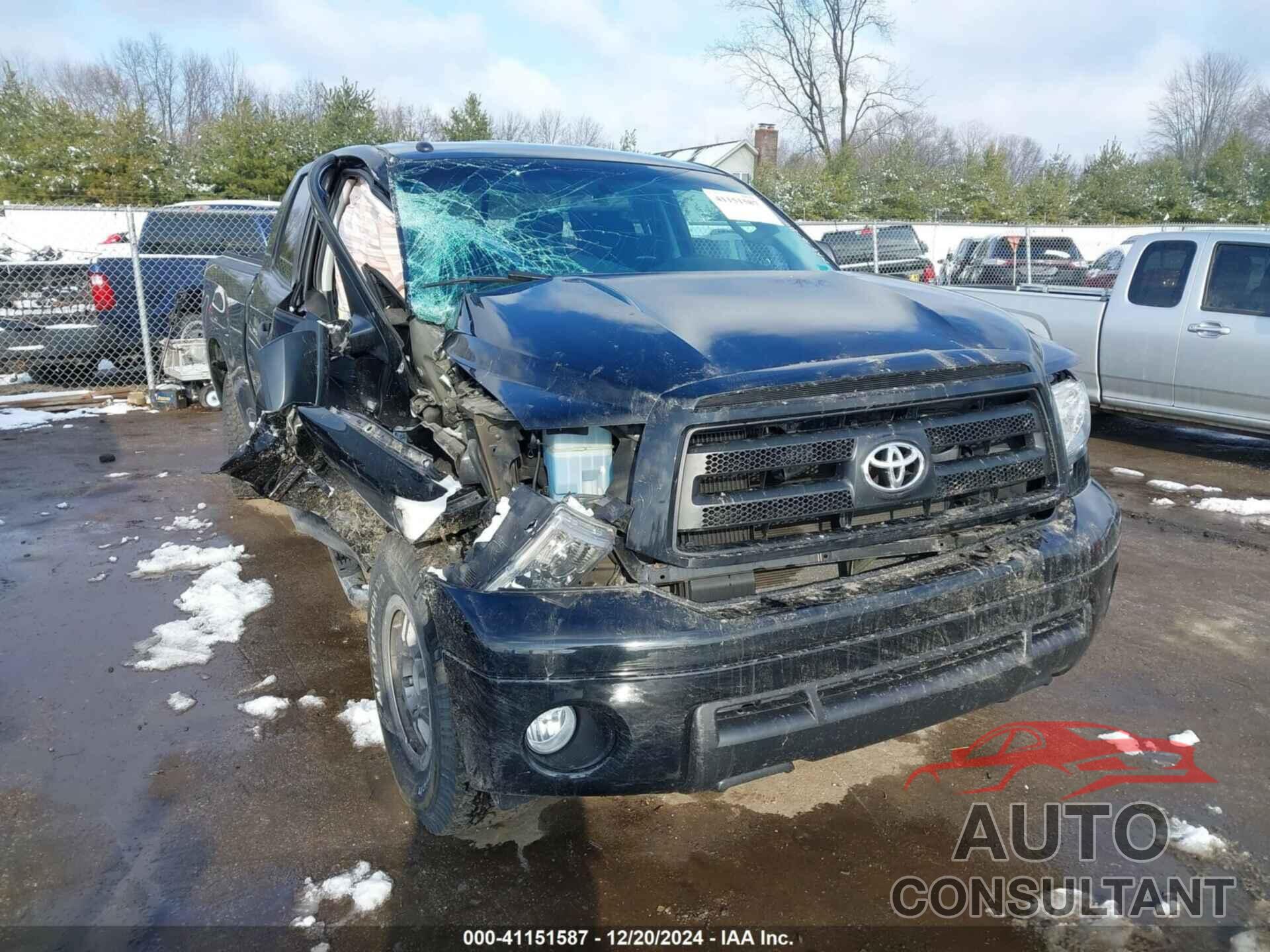 TOYOTA TUNDRA 2010 - 5TFUW5F18AX108632