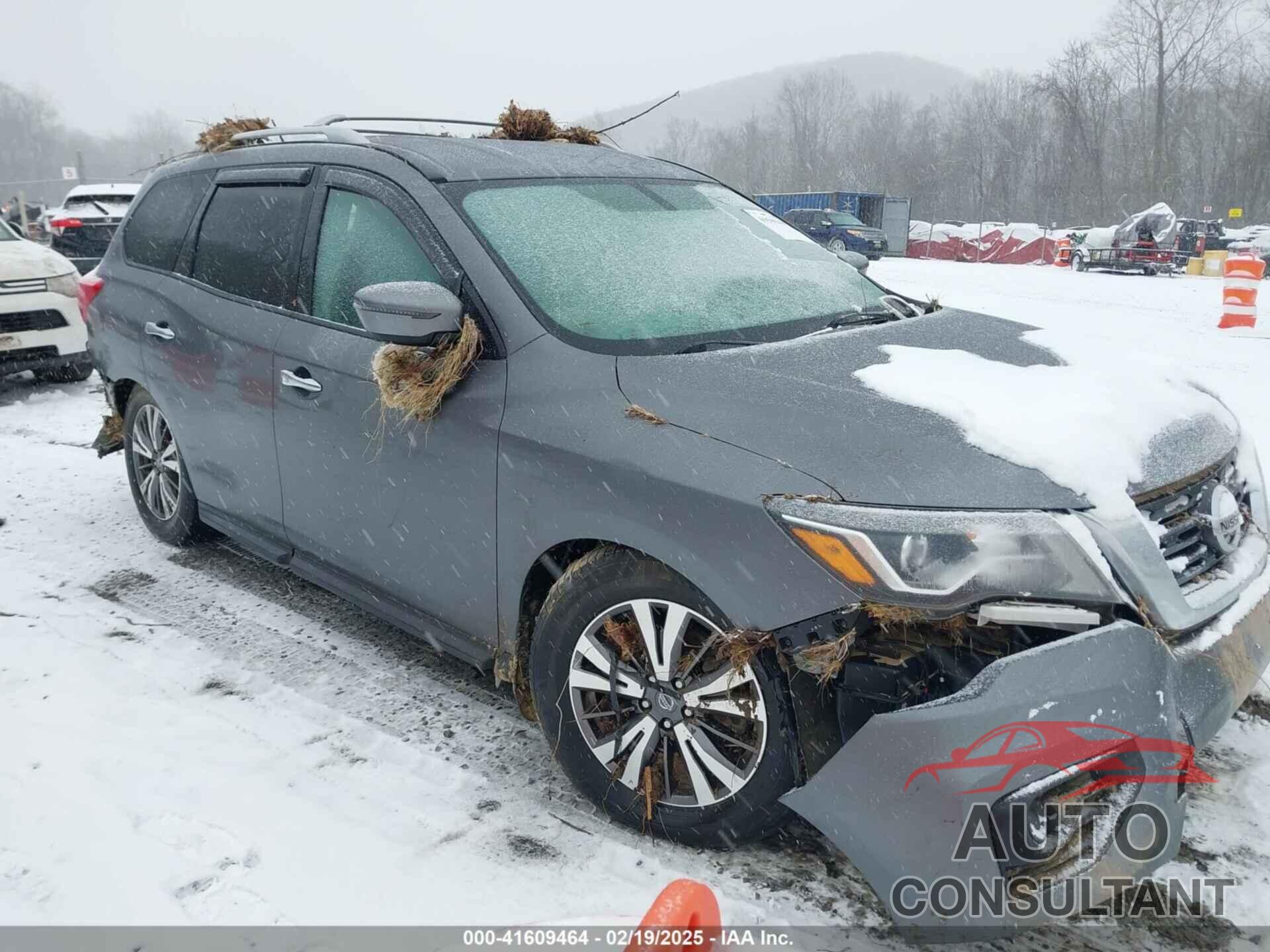 NISSAN PATHFINDER 2017 - 5N1DR2MM8HC612162