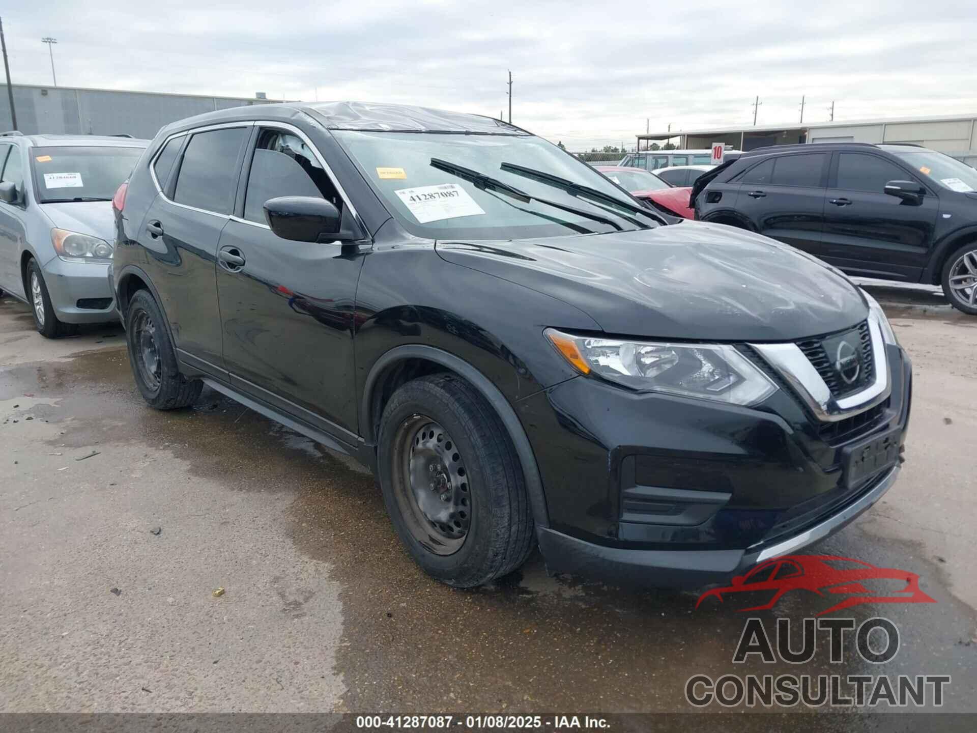 NISSAN ROGUE 2017 - KNMAT2MT0HP588559