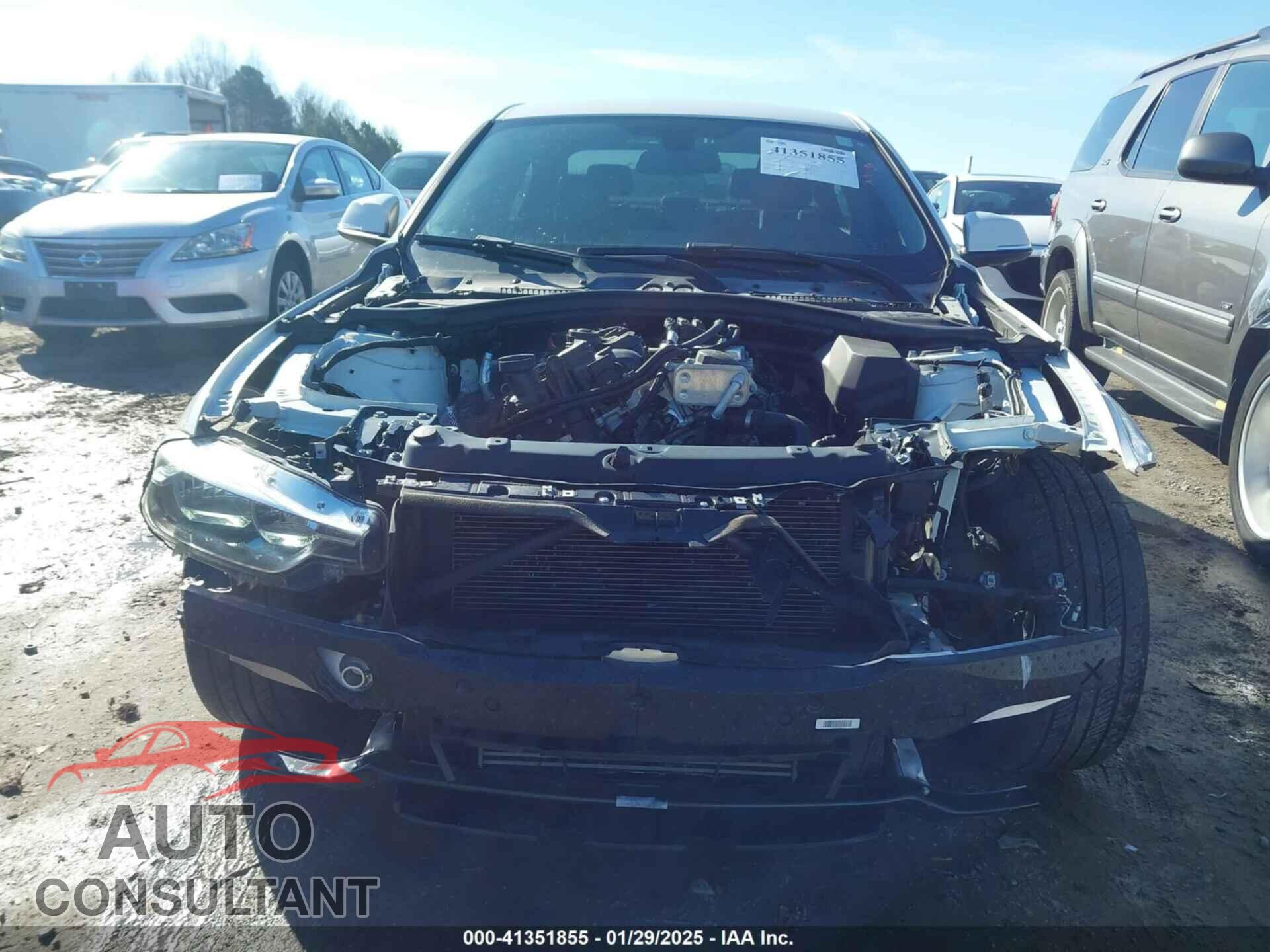 BMW 320I 2016 - WBA8E1G59GNU10690
