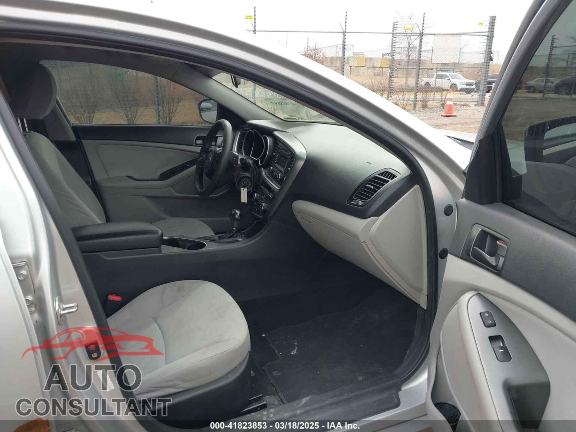 KIA OPTIMA 2014 - KNAGM4A73E5495744