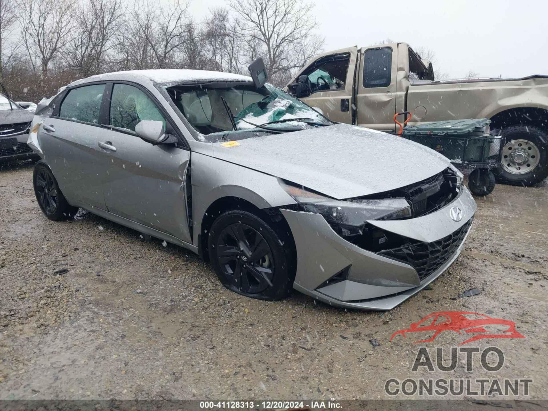 HYUNDAI ELANTRA 2023 - 5NPLM4AG7PH118564