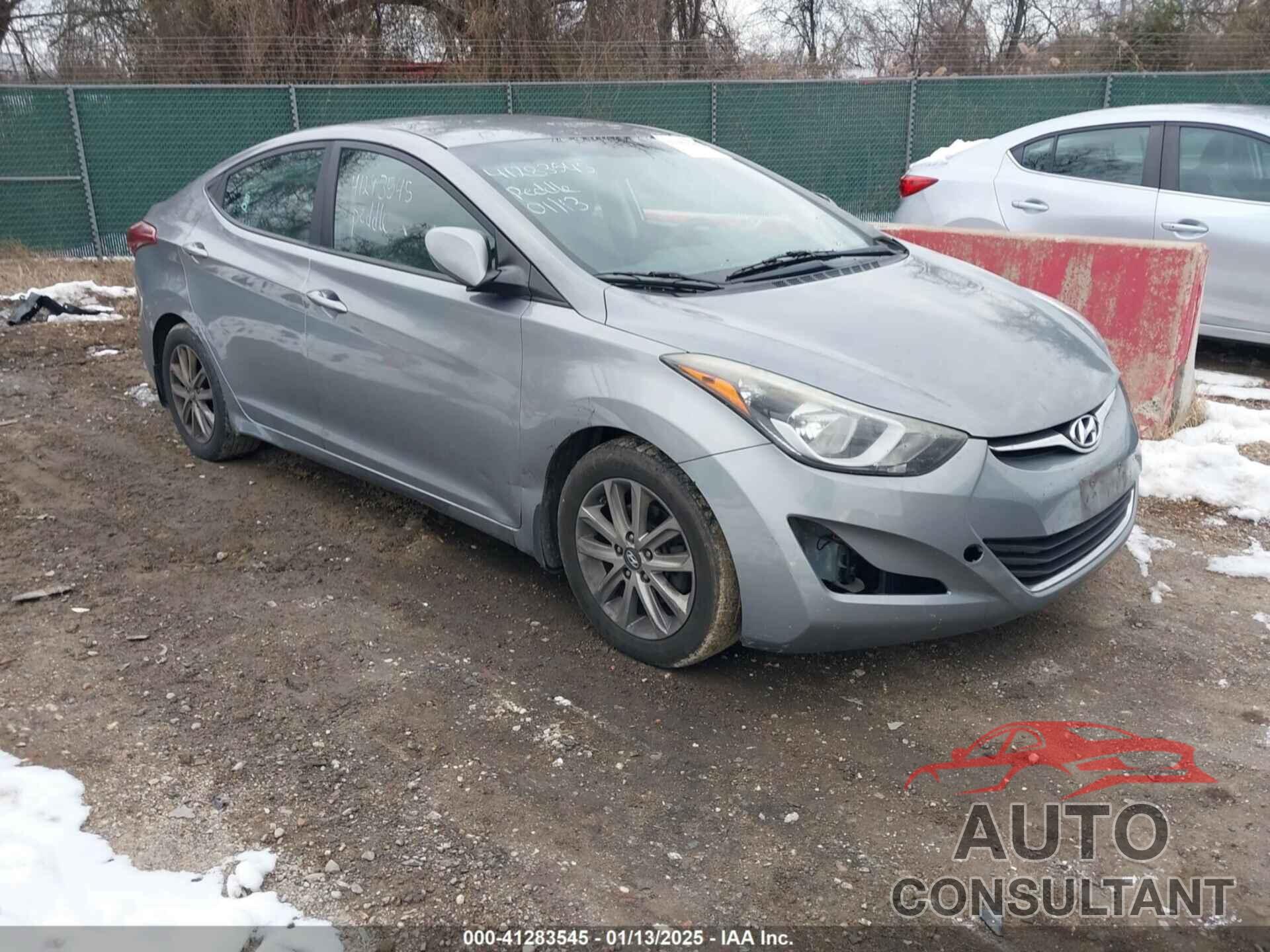 HYUNDAI ELANTRA 2015 - KMHDH4AE5FU281351