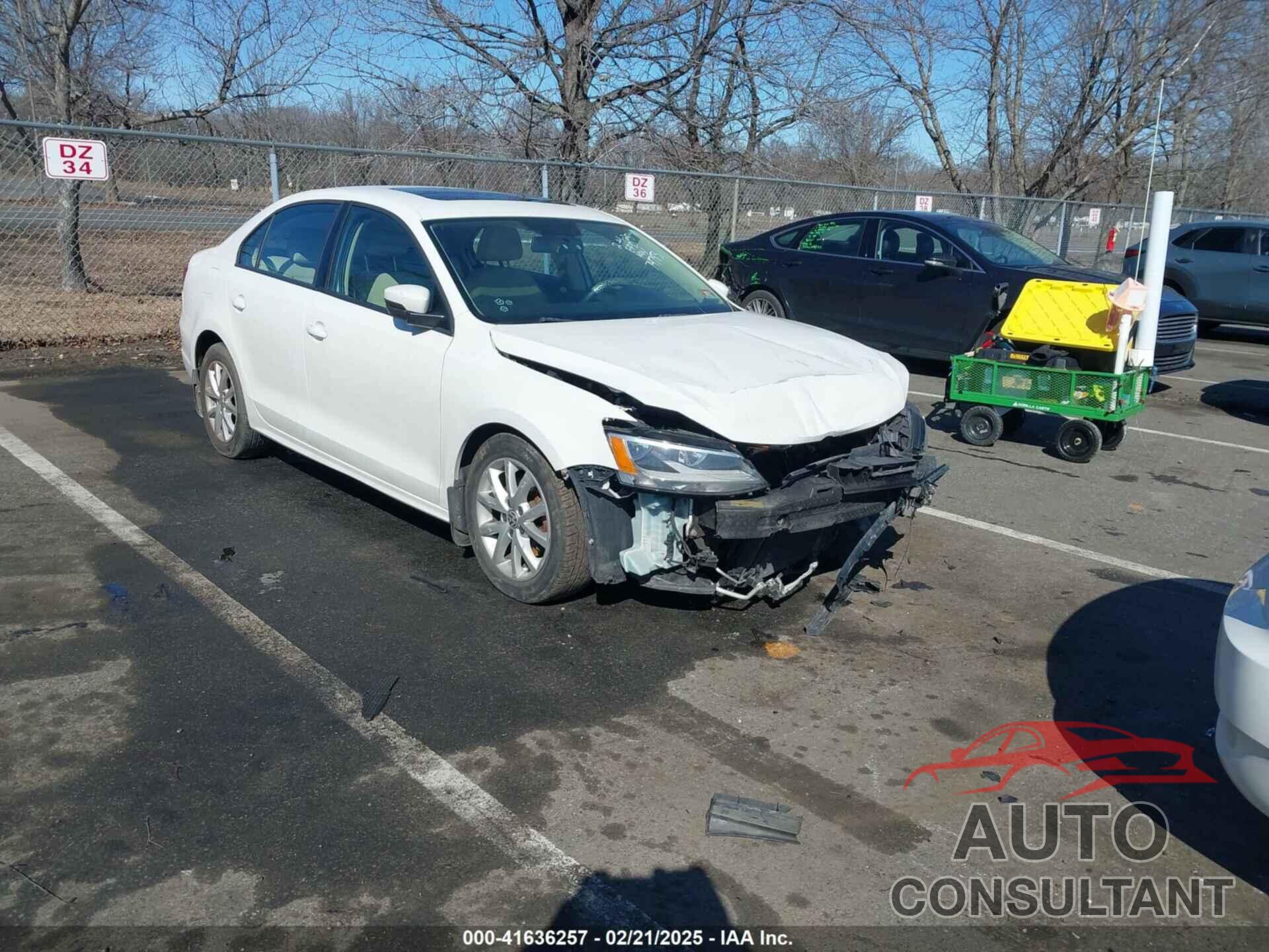 VOLKSWAGEN JETTA 2012 - 3VWDP7AJ2CM374783