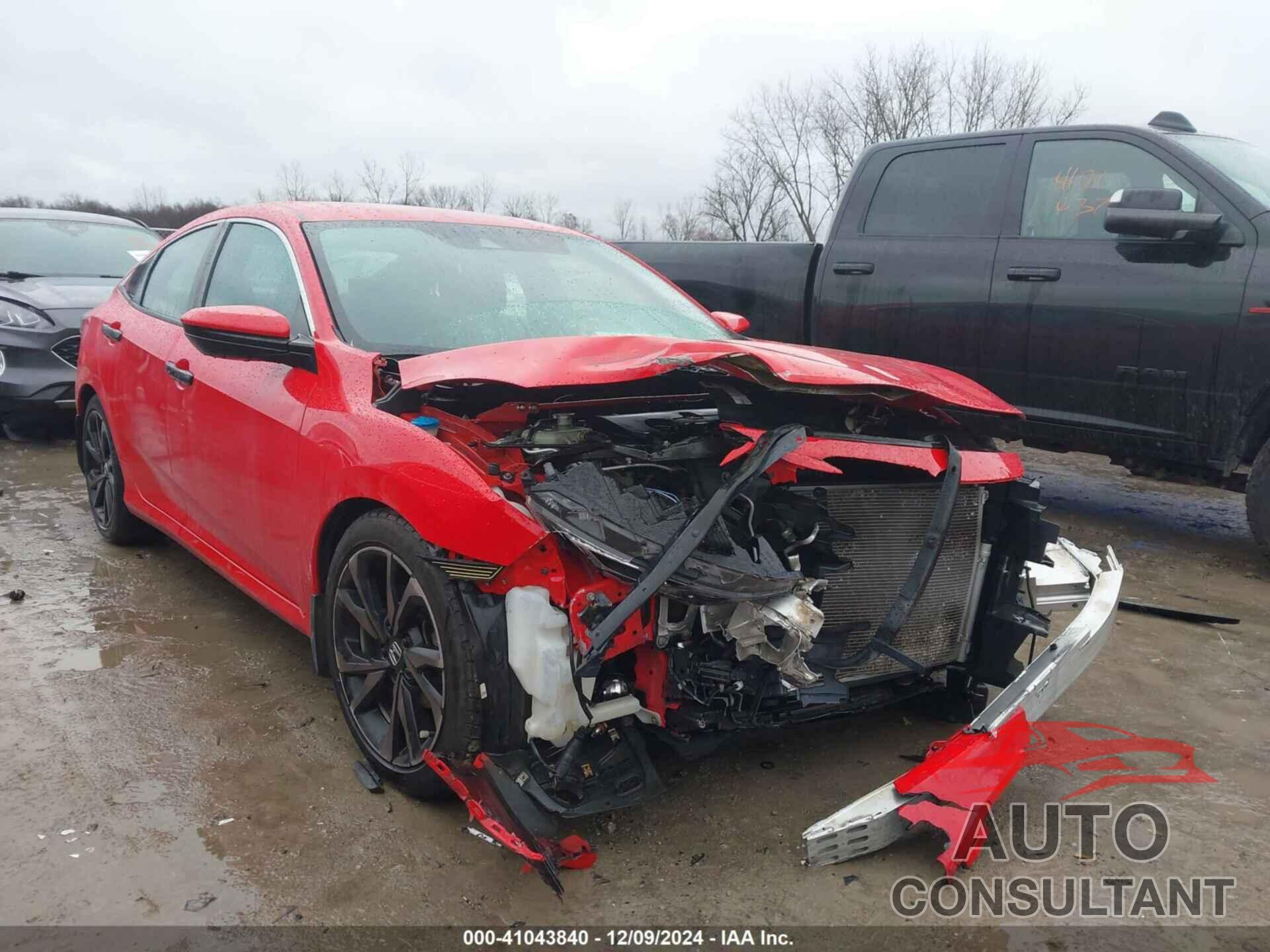 HONDA CIVIC 2019 - 2HGFC2F82KH585528