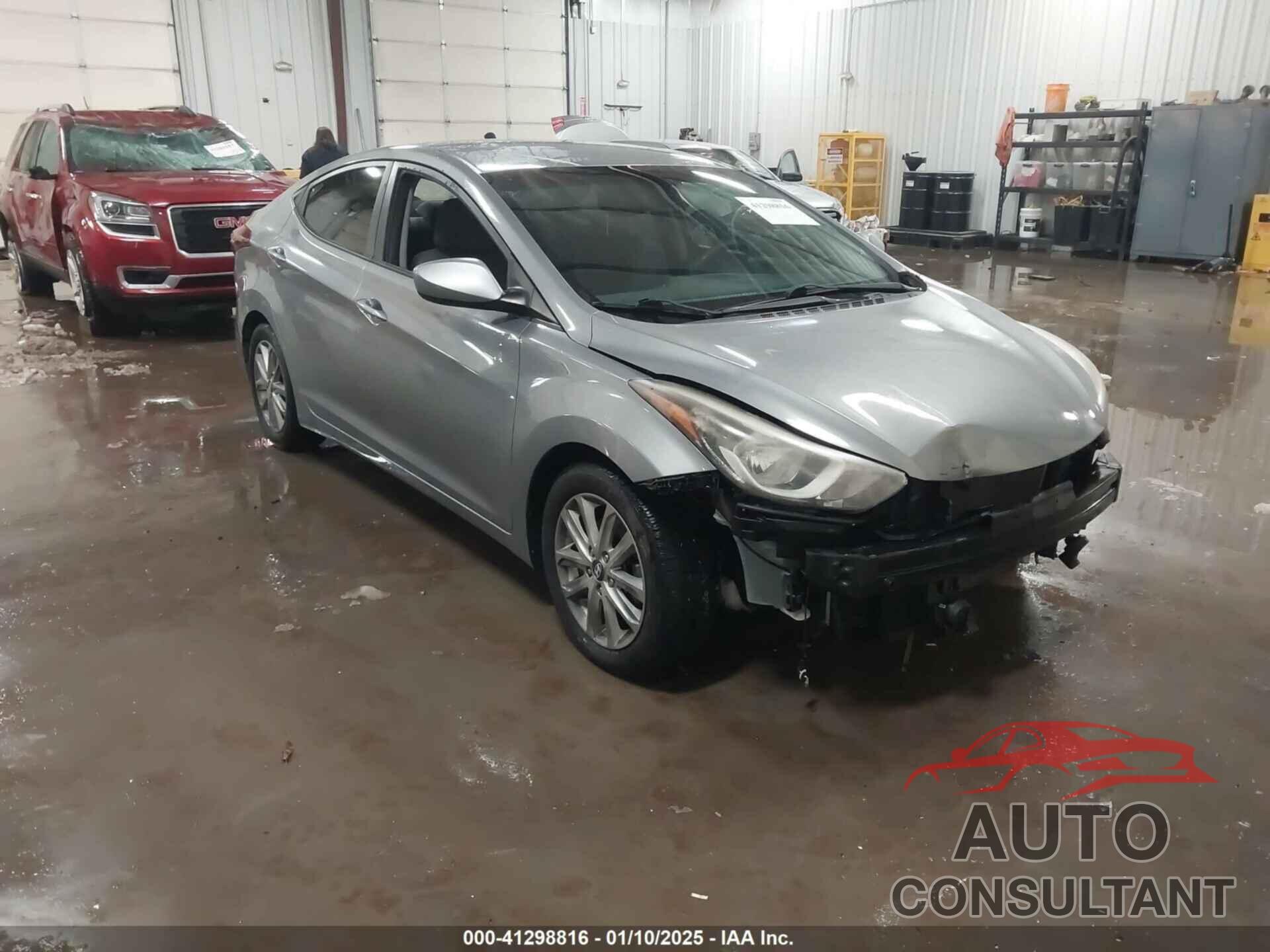 HYUNDAI ELANTRA 2015 - KMHDH4AE2FU254110