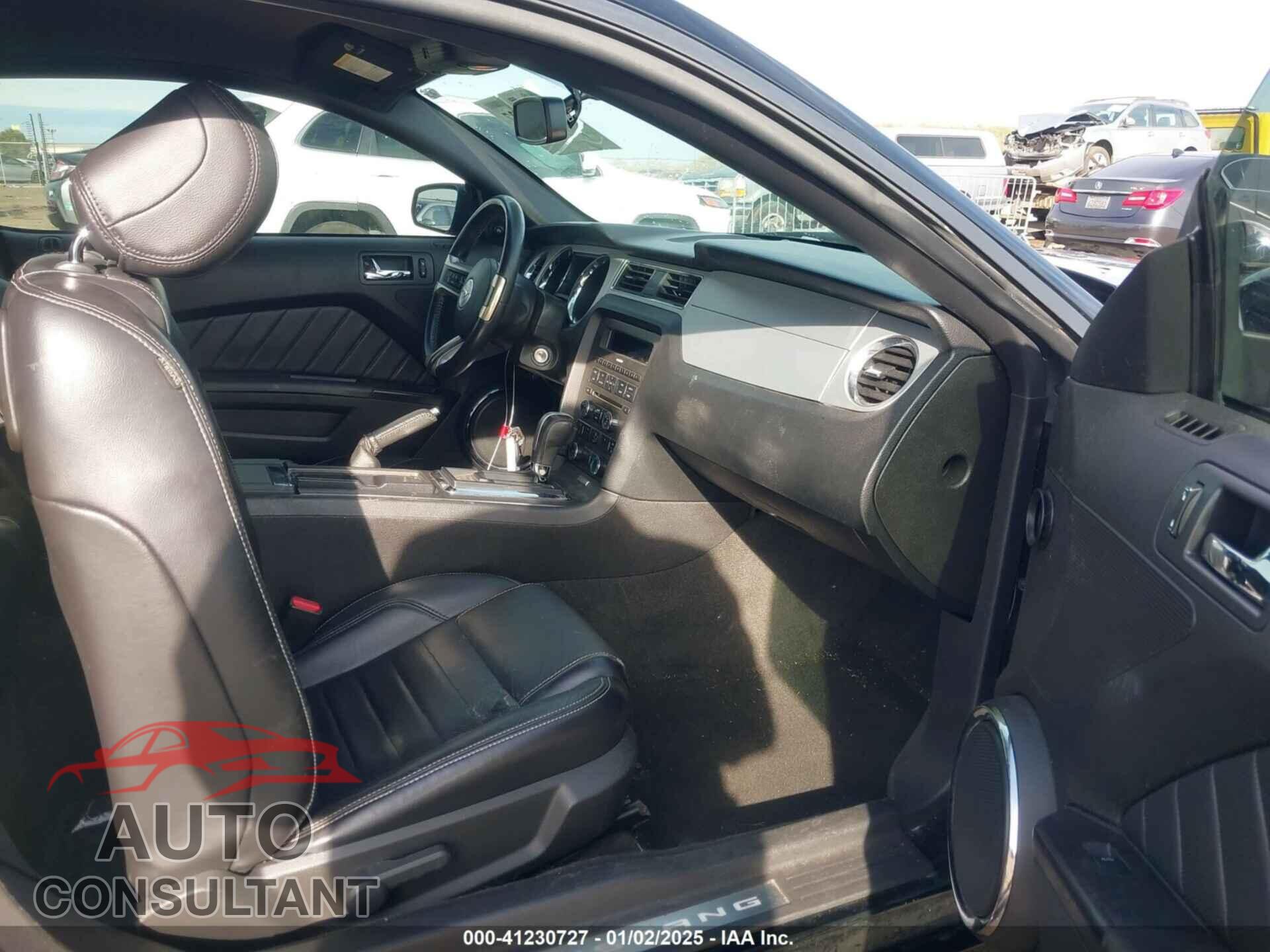 FORD MUSTANG 2013 - 1ZVBP8AM7D5220097