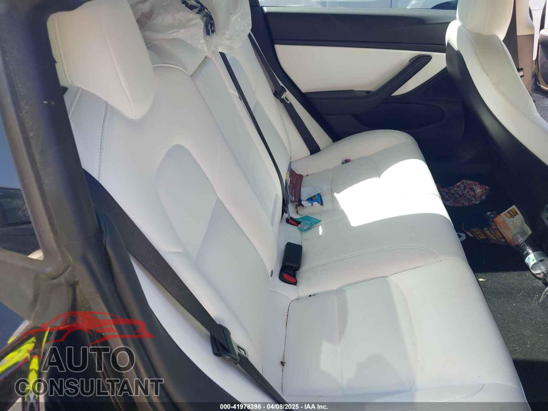 TESLA MODEL 3 2020 - 5YJ3E1EB3LF622290