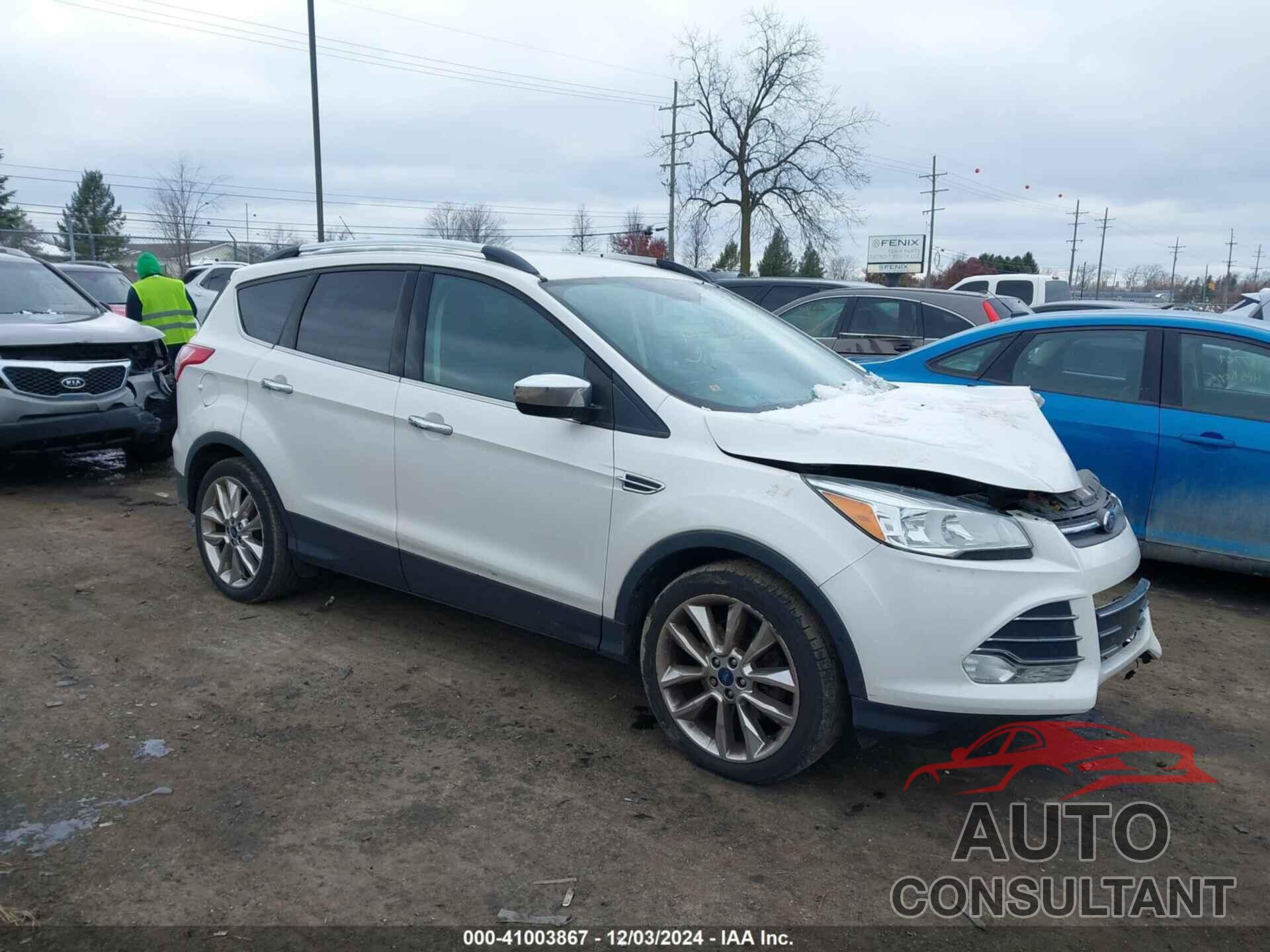 FORD ESCAPE 2016 - 1FMCU9G95GUC15401