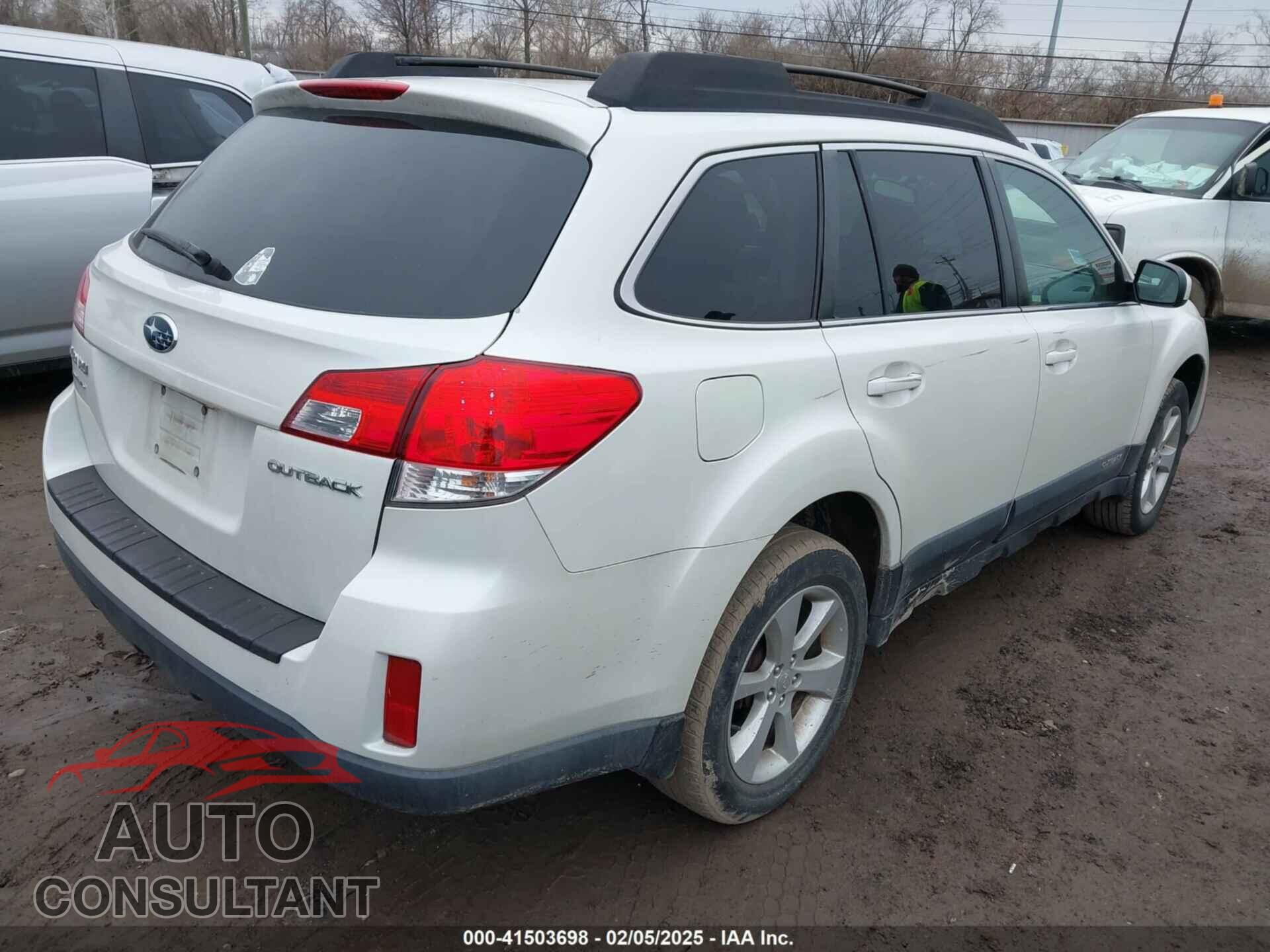 SUBARU OUTBACK 2013 - 4S4BRCCC4D3266062