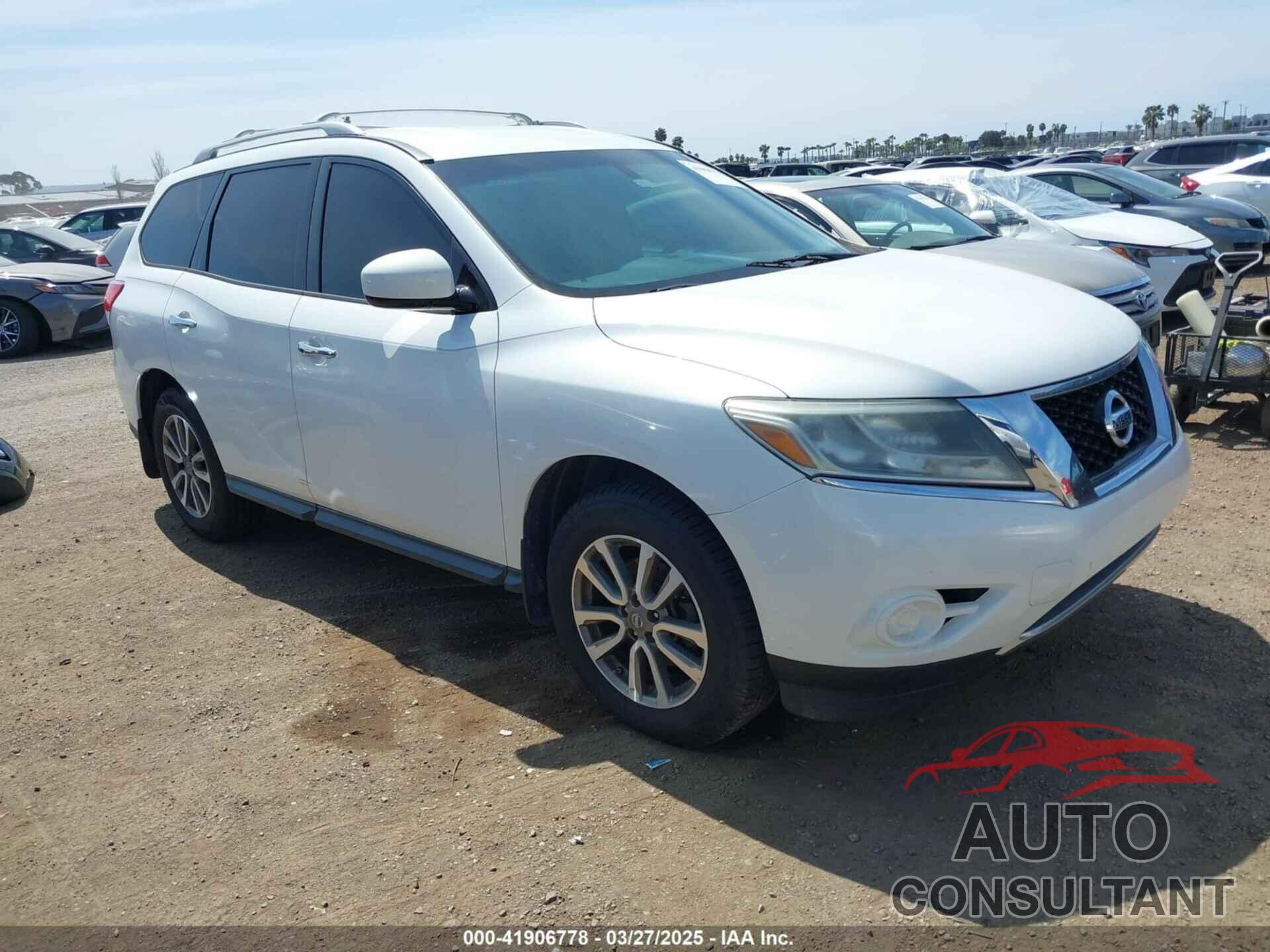 NISSAN PATHFINDER 2013 - 5N1AR2MN1DC674346