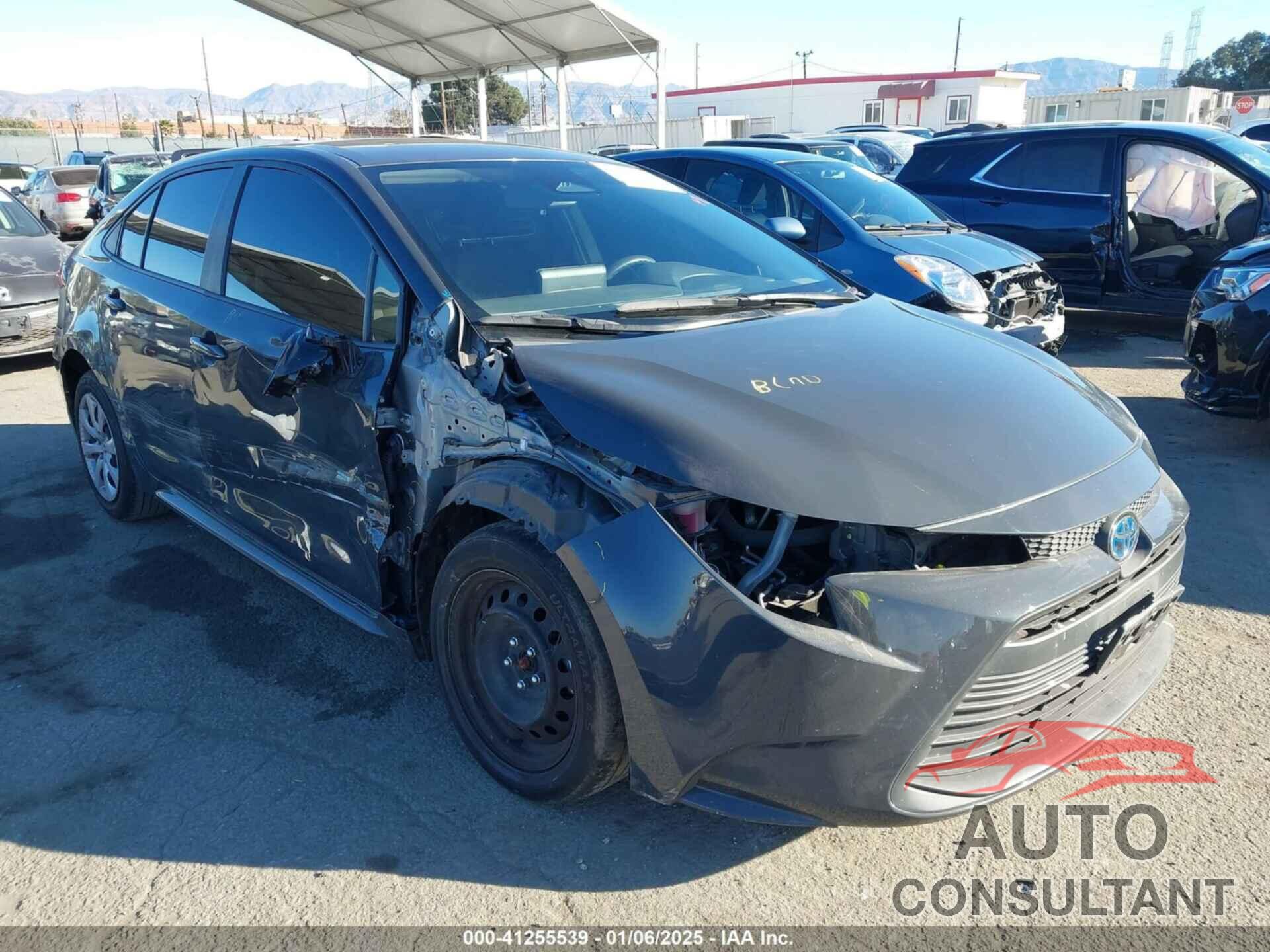 TOYOTA COROLLA 2023 - JTDBCMFE5P3020568