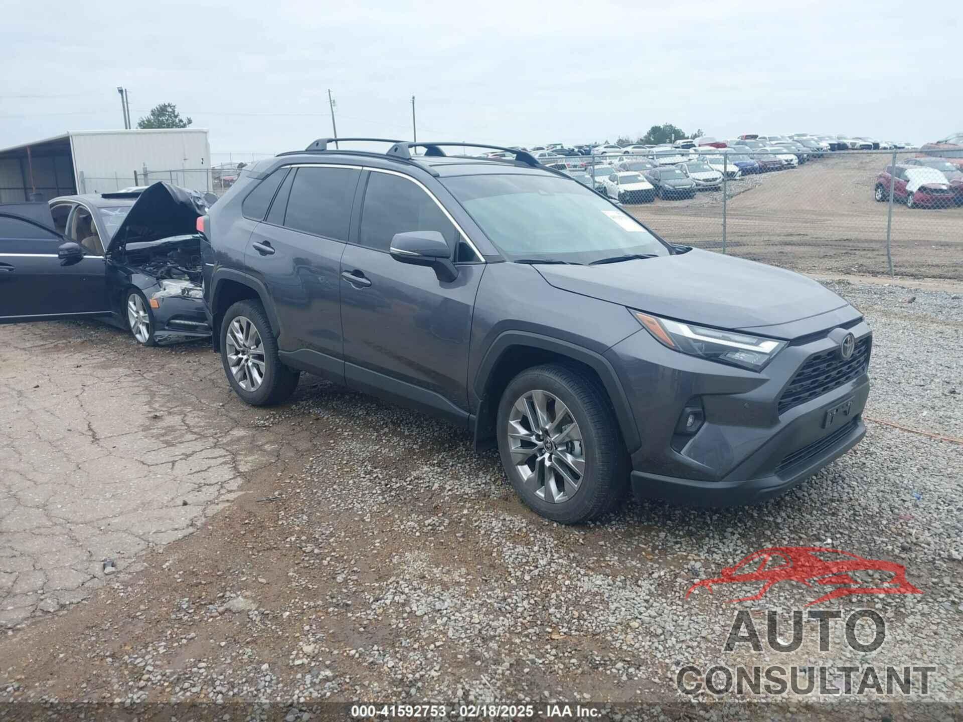 TOYOTA RAV4 2023 - 2T3C1RFV1PW256851