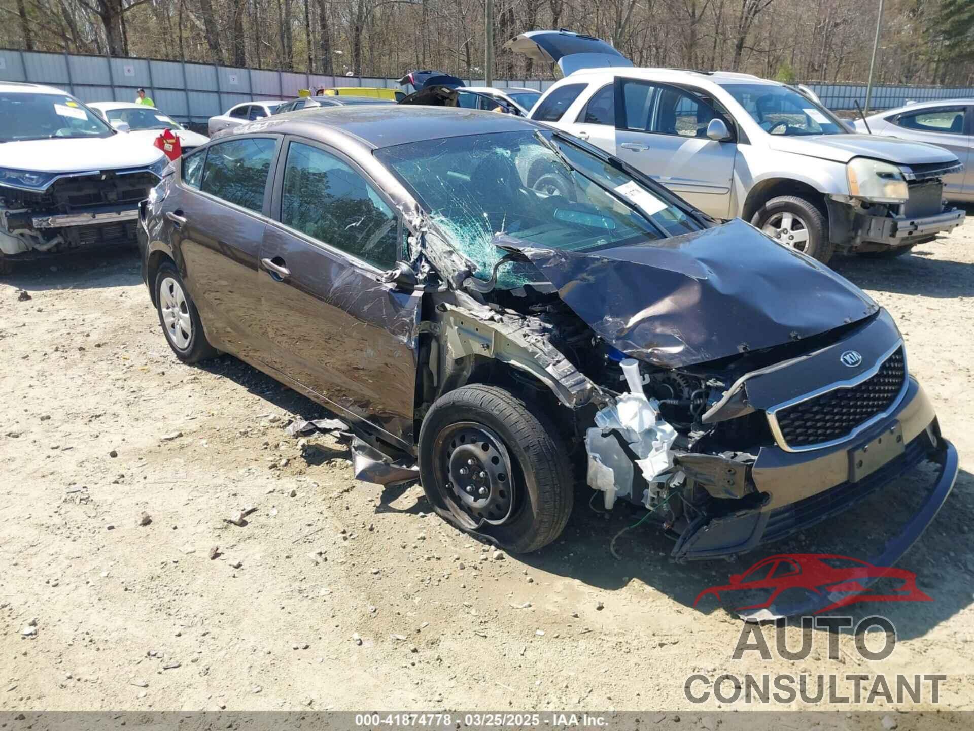 KIA FORTE 2018 - 3KPFL4A71JE201144