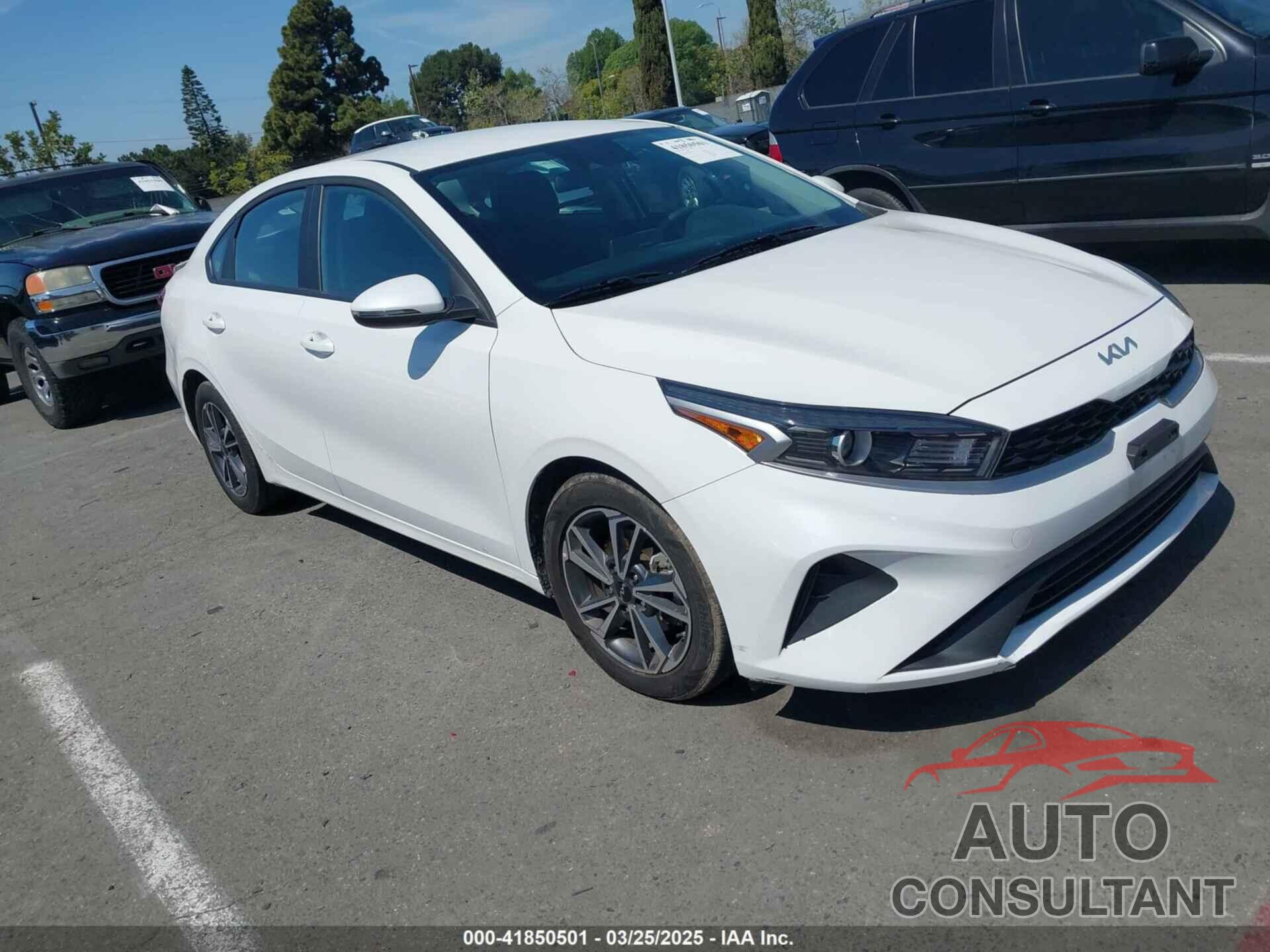 KIA FORTE 2022 - 3KPF24AD9NE481717