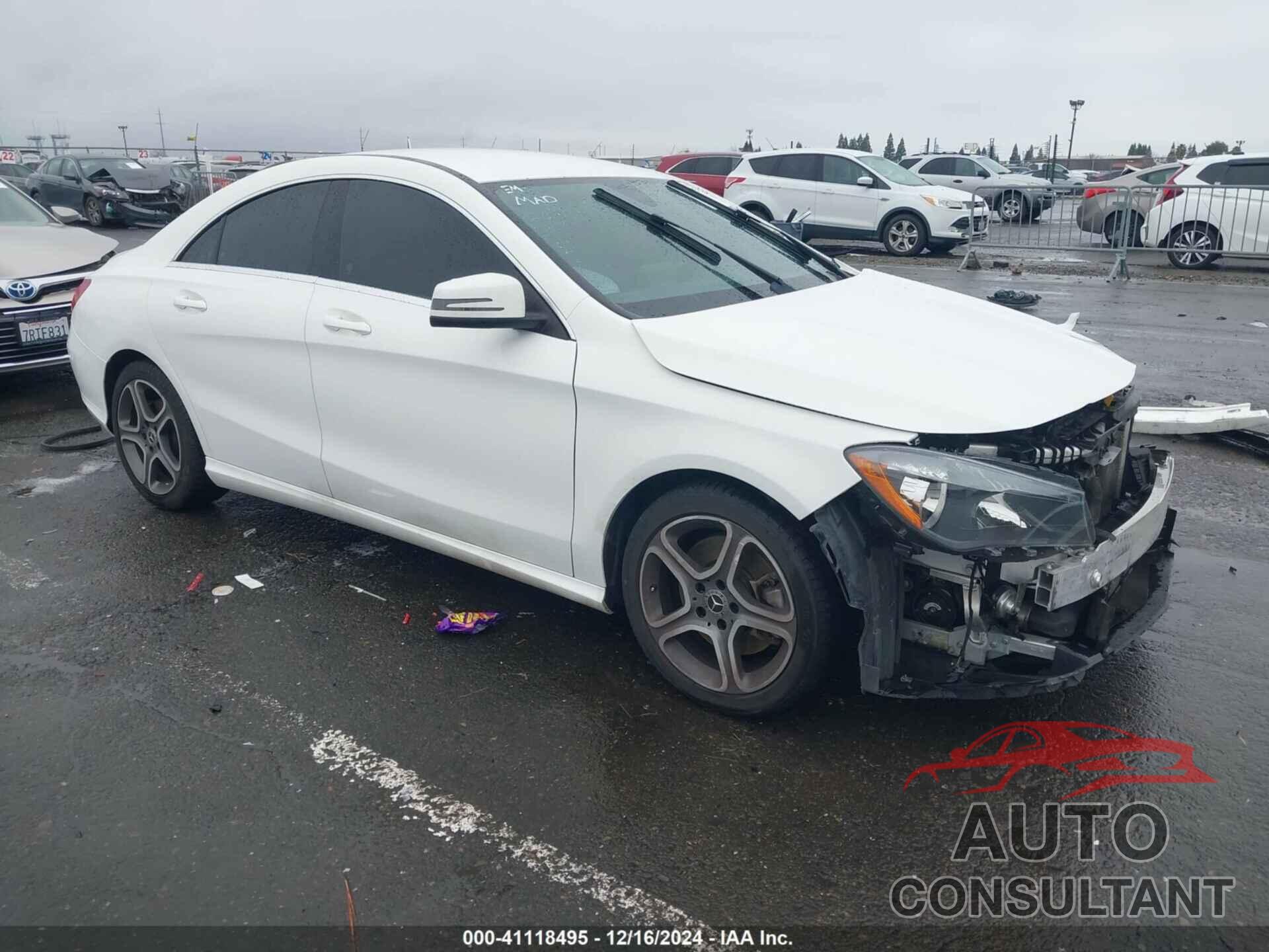 MERCEDES-BENZ CLA 250 2019 - WDDSJ4EB9KN713613