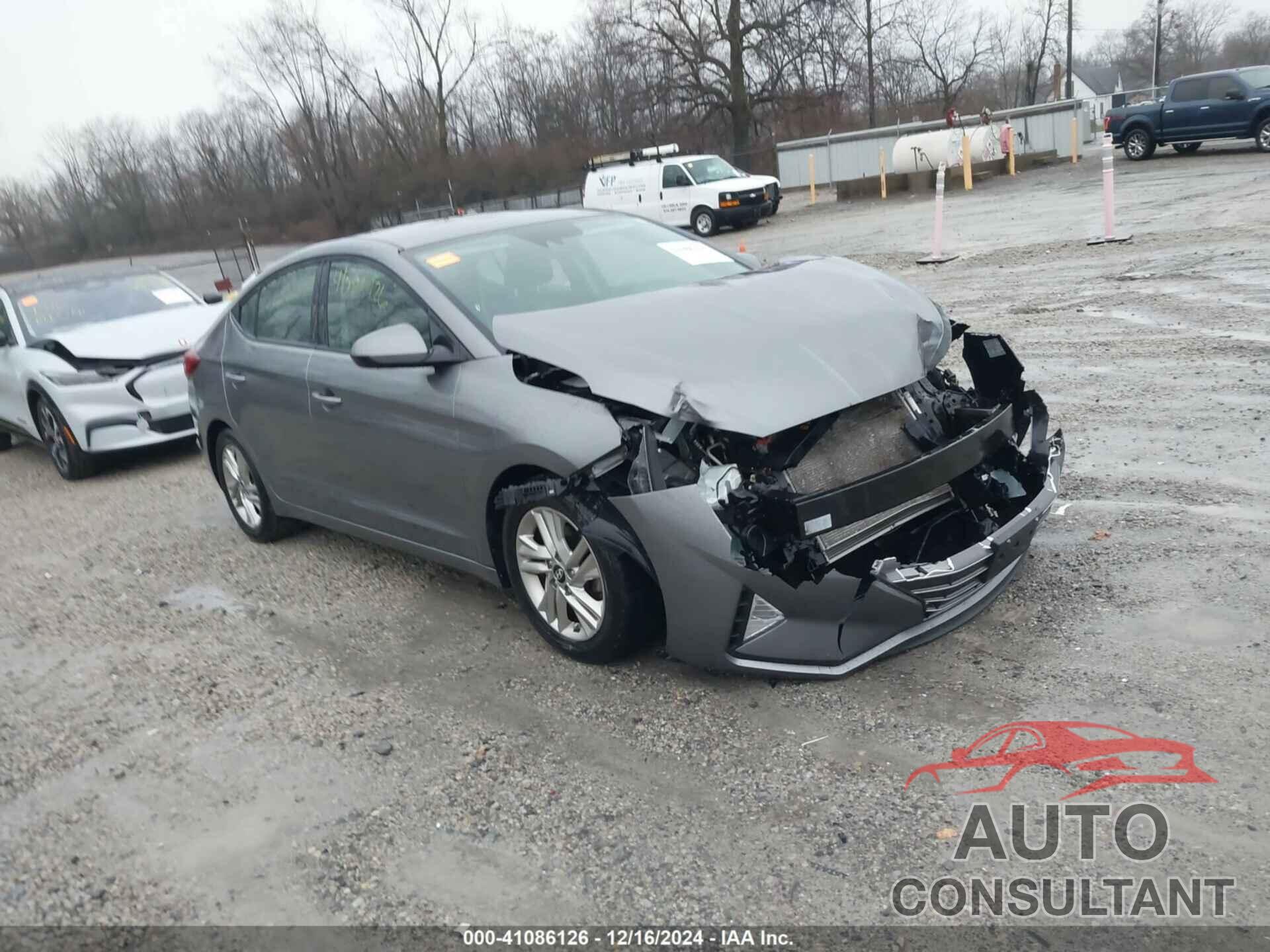HYUNDAI ELANTRA 2019 - 5NPD84LFXKH426866