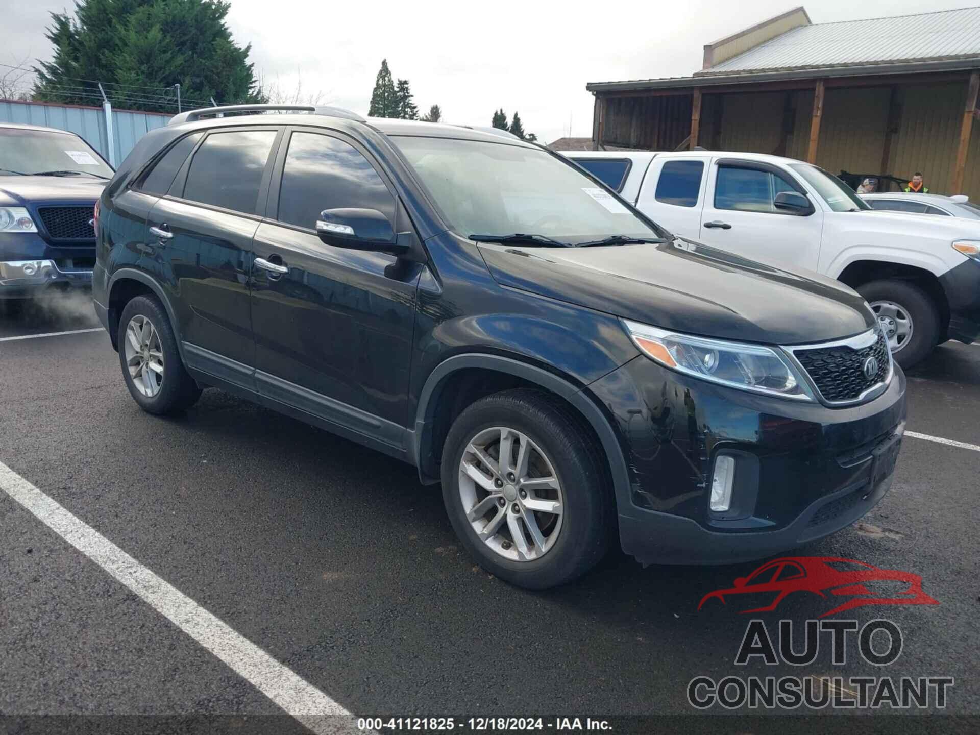KIA SORENTO 2015 - 5XYKT4A67FG643197