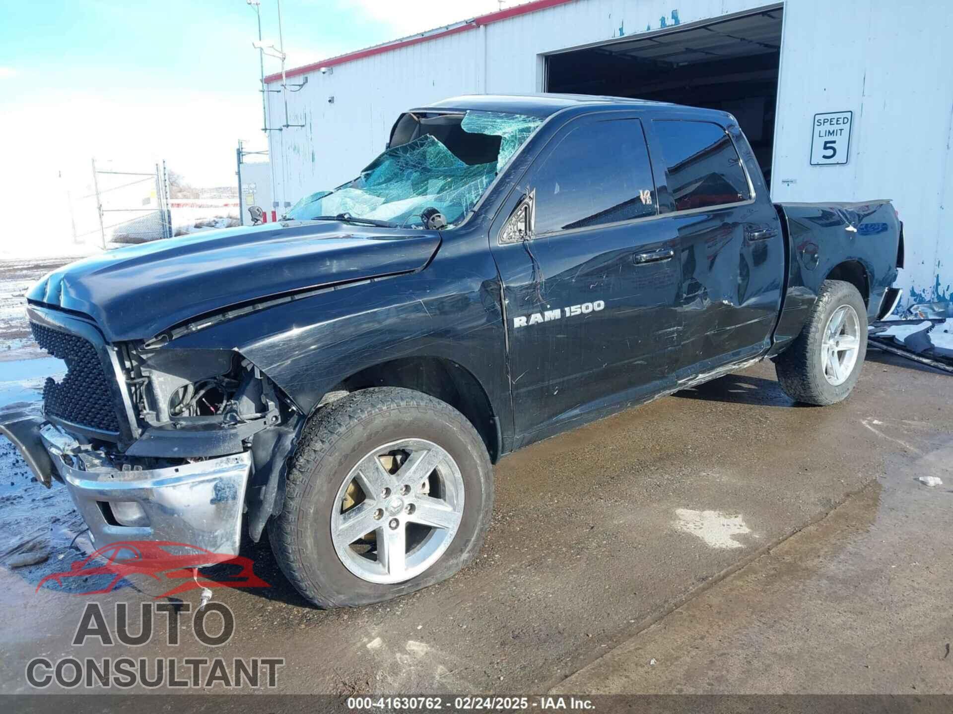 DODGE RAM 1500 2012 - 1C6RD7MT3C5327100