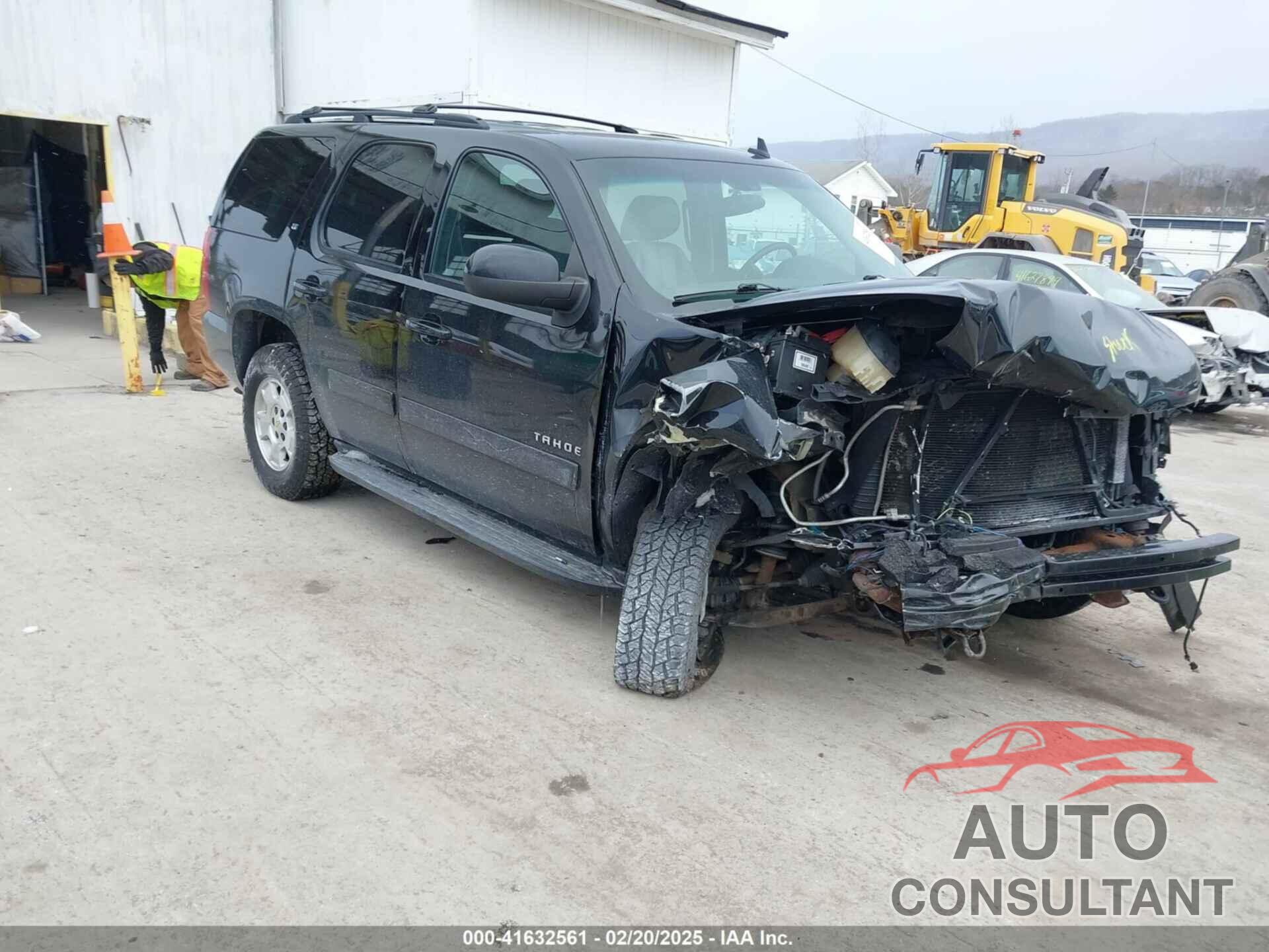 CHEVROLET TAHOE 2013 - 1GNSKBE06DR347154