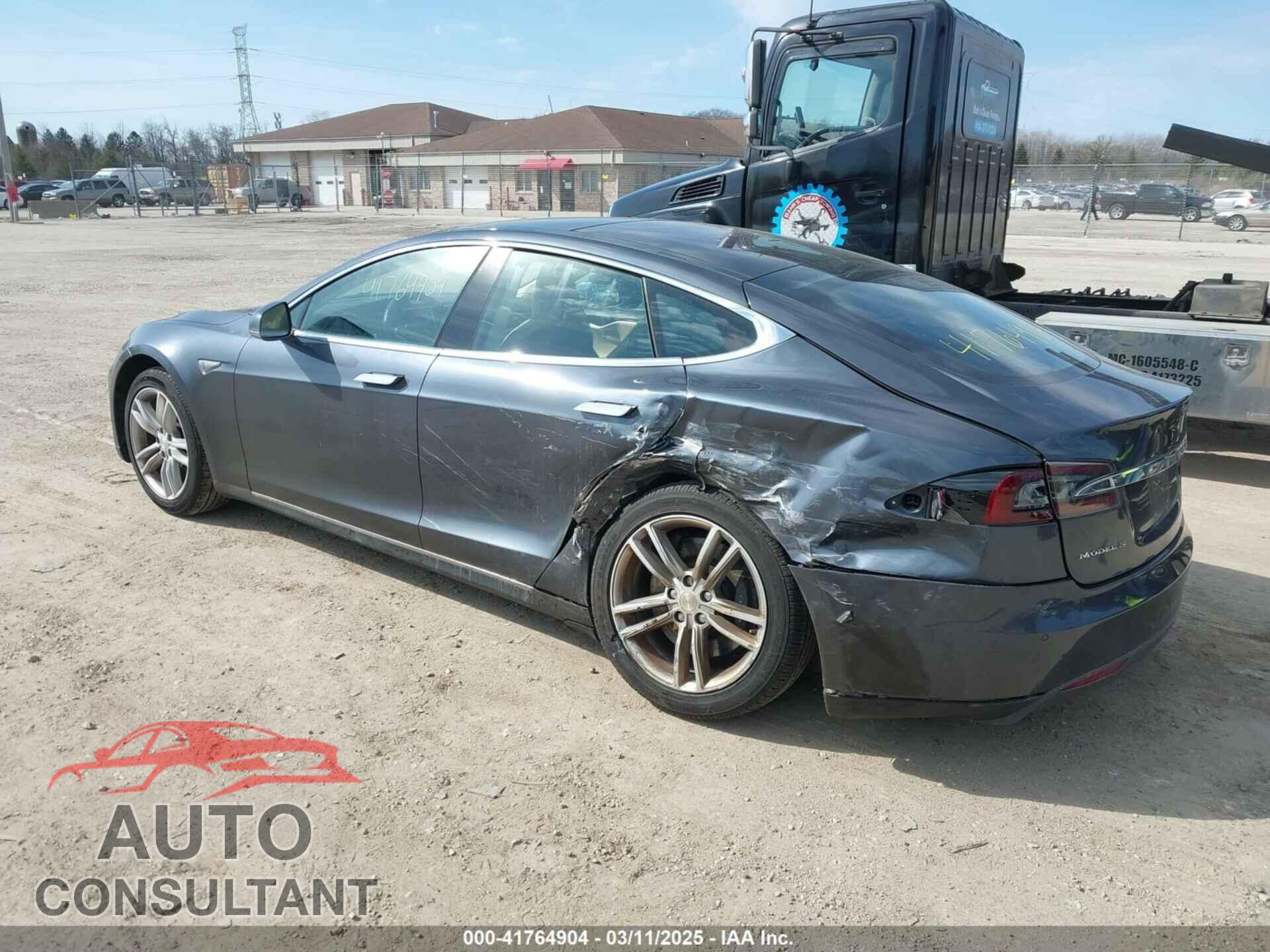TESLA MODEL S 2014 - 5YJSA1H11EFP53330