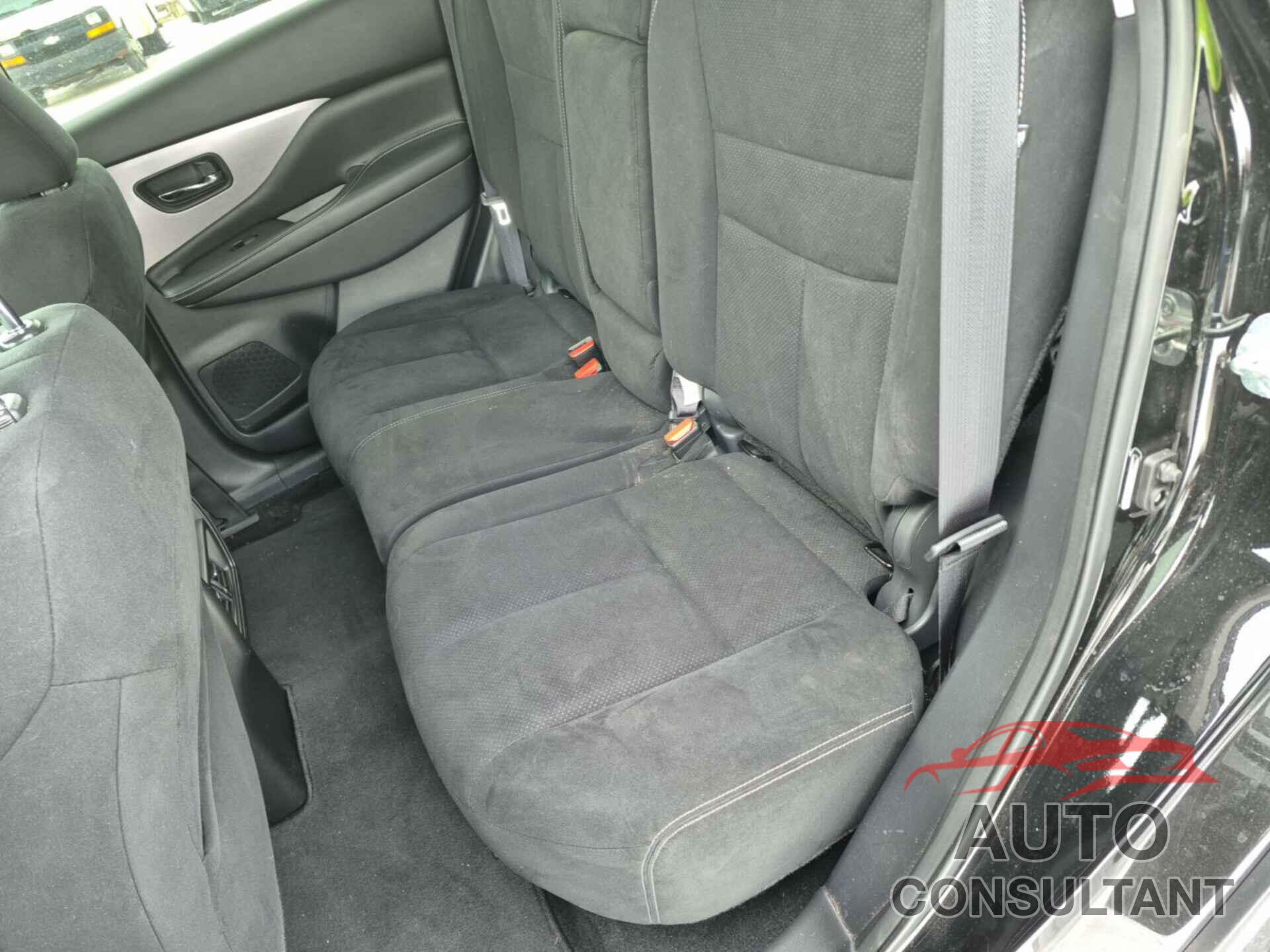 NISSAN MURANO 2019 - 5N1AZ2MS6KN108013