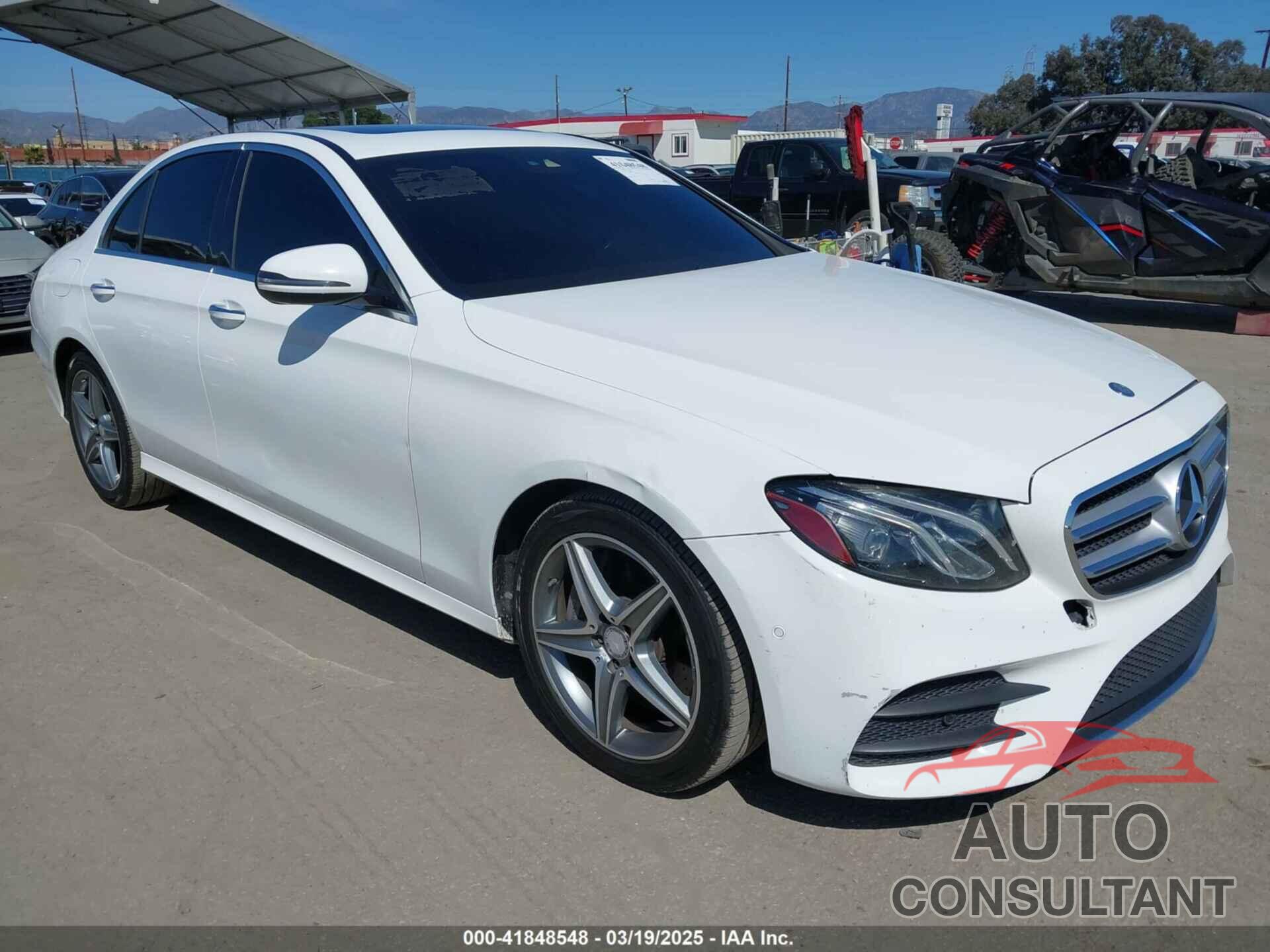 MERCEDES-BENZ E 300 2017 - WDDZF4KB2HA047845
