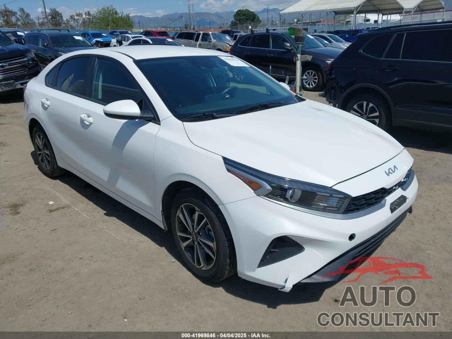 KIA FORTE 2023 - 3KPF24AD1PE508248