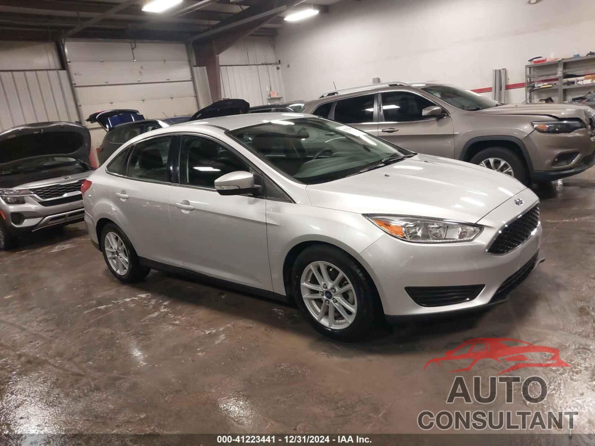 FORD FOCUS 2015 - 1FADP3F28FL357382