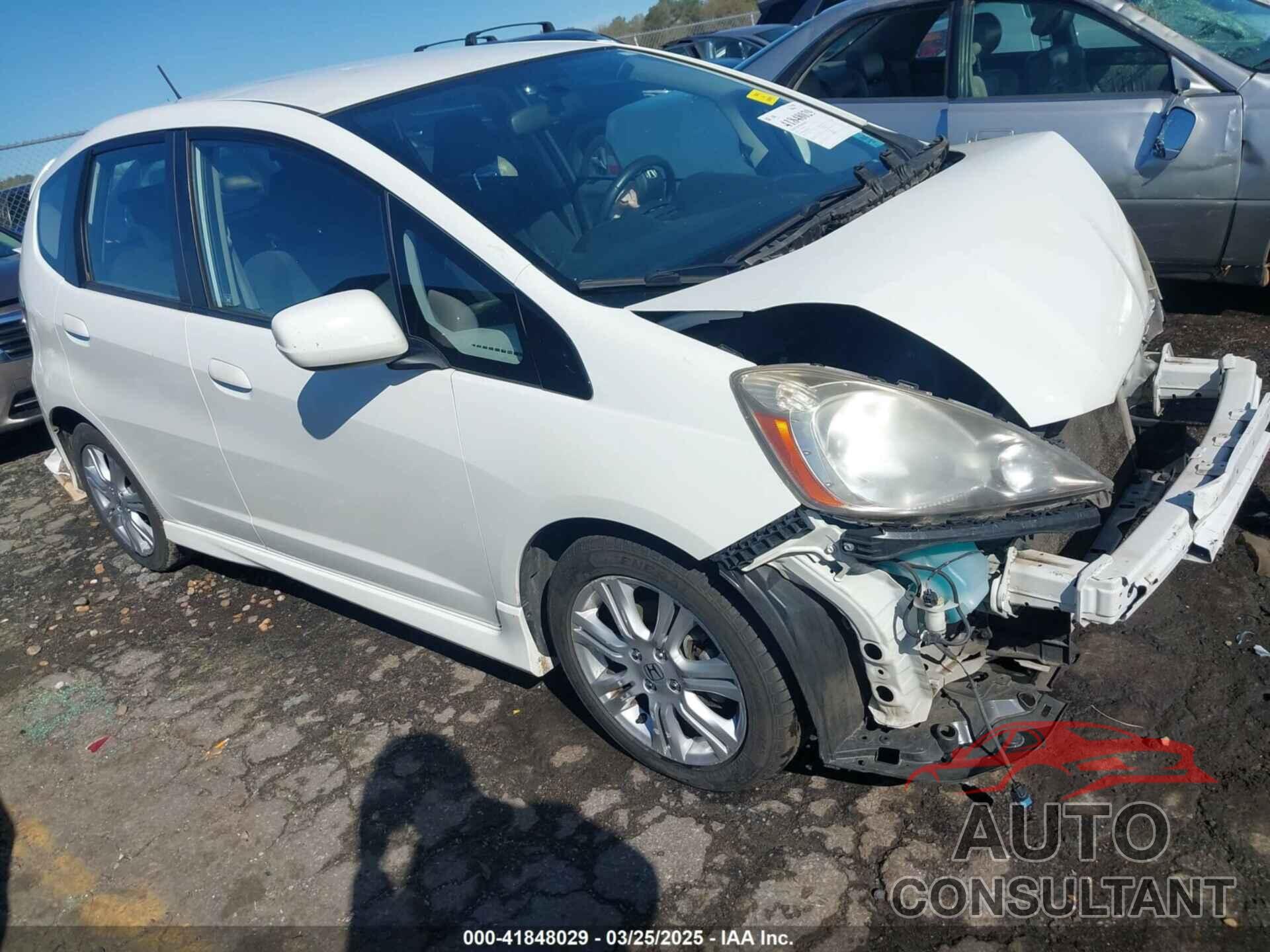 HONDA FIT 2011 - JHMGE8H54BS000653