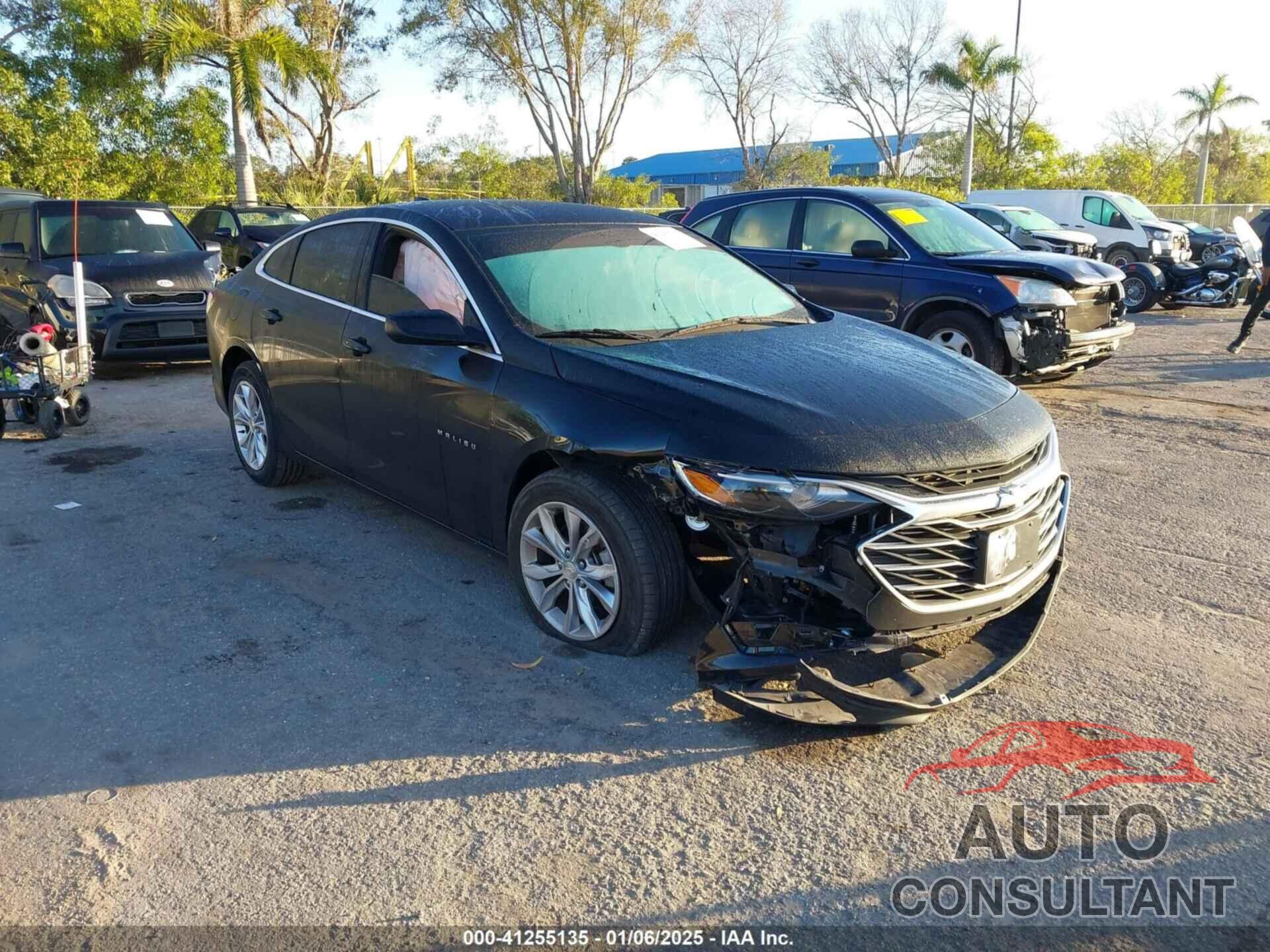 CHEVROLET MALIBU 2022 - 1G1ZD5ST6NF179934