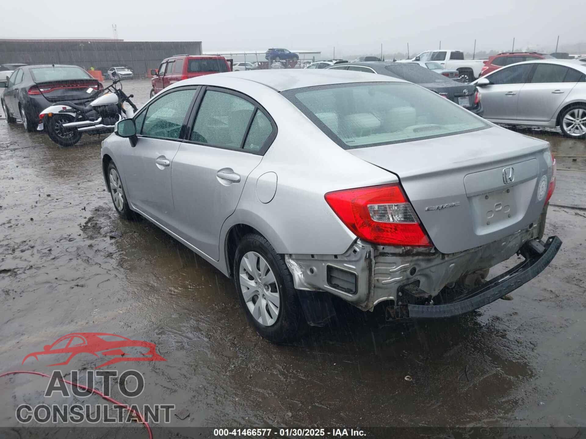 HONDA CIVIC 2012 - 2HGFB2F55CH301867