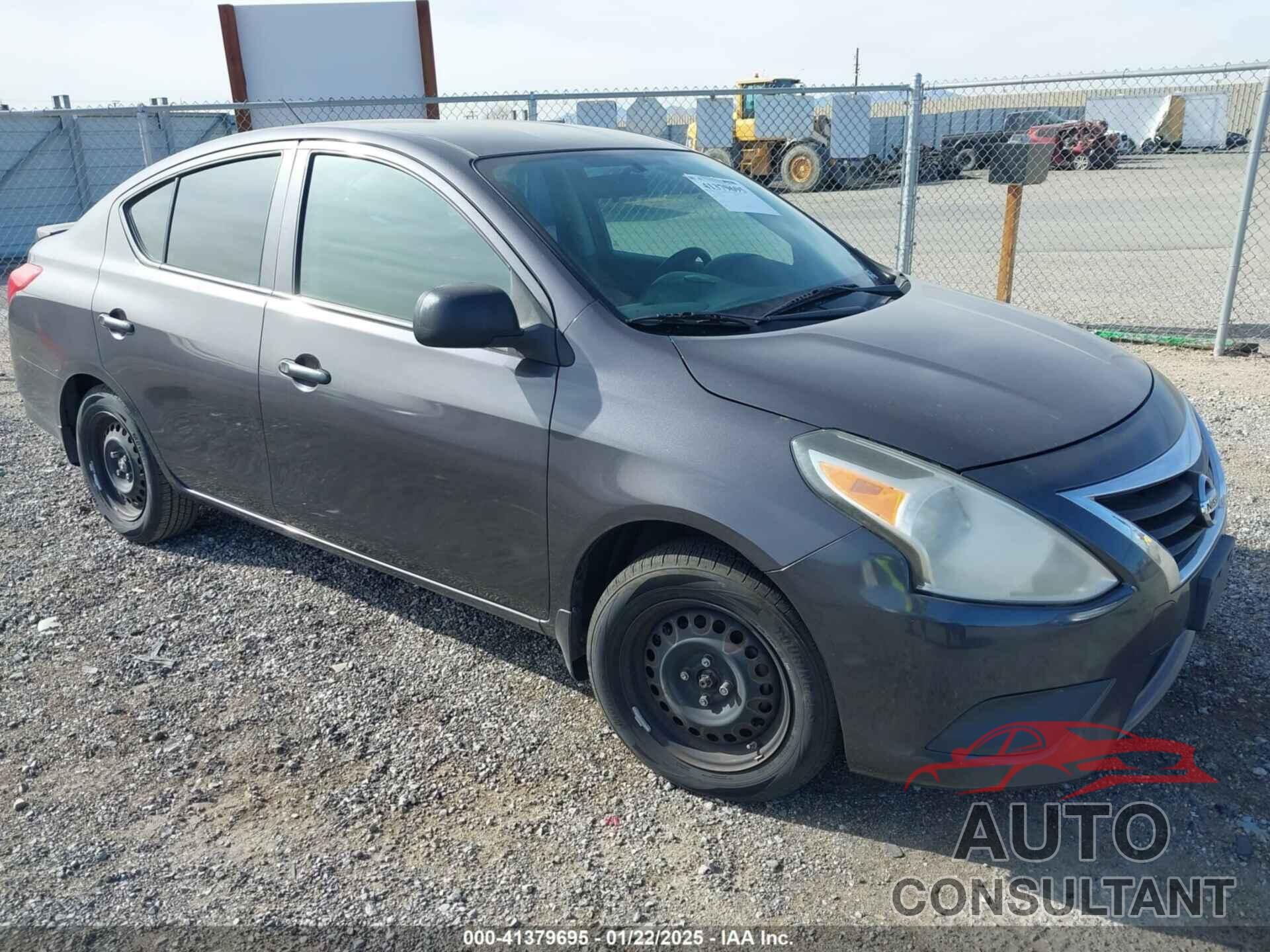 NISSAN VERSA 2015 - 3N1CN7AP1FL821352