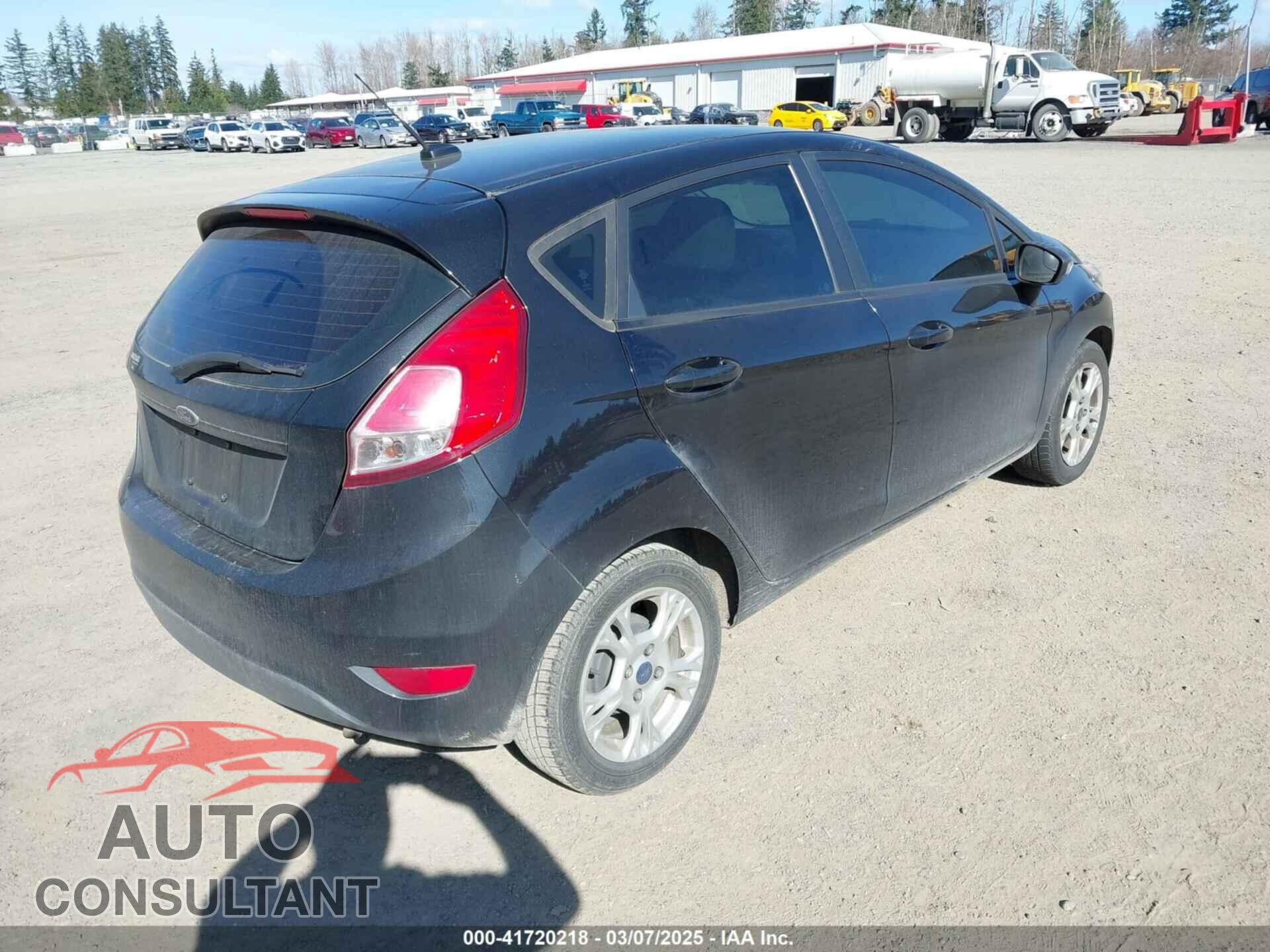 FORD FIESTA 2015 - 3FADP4EJ1FM221401
