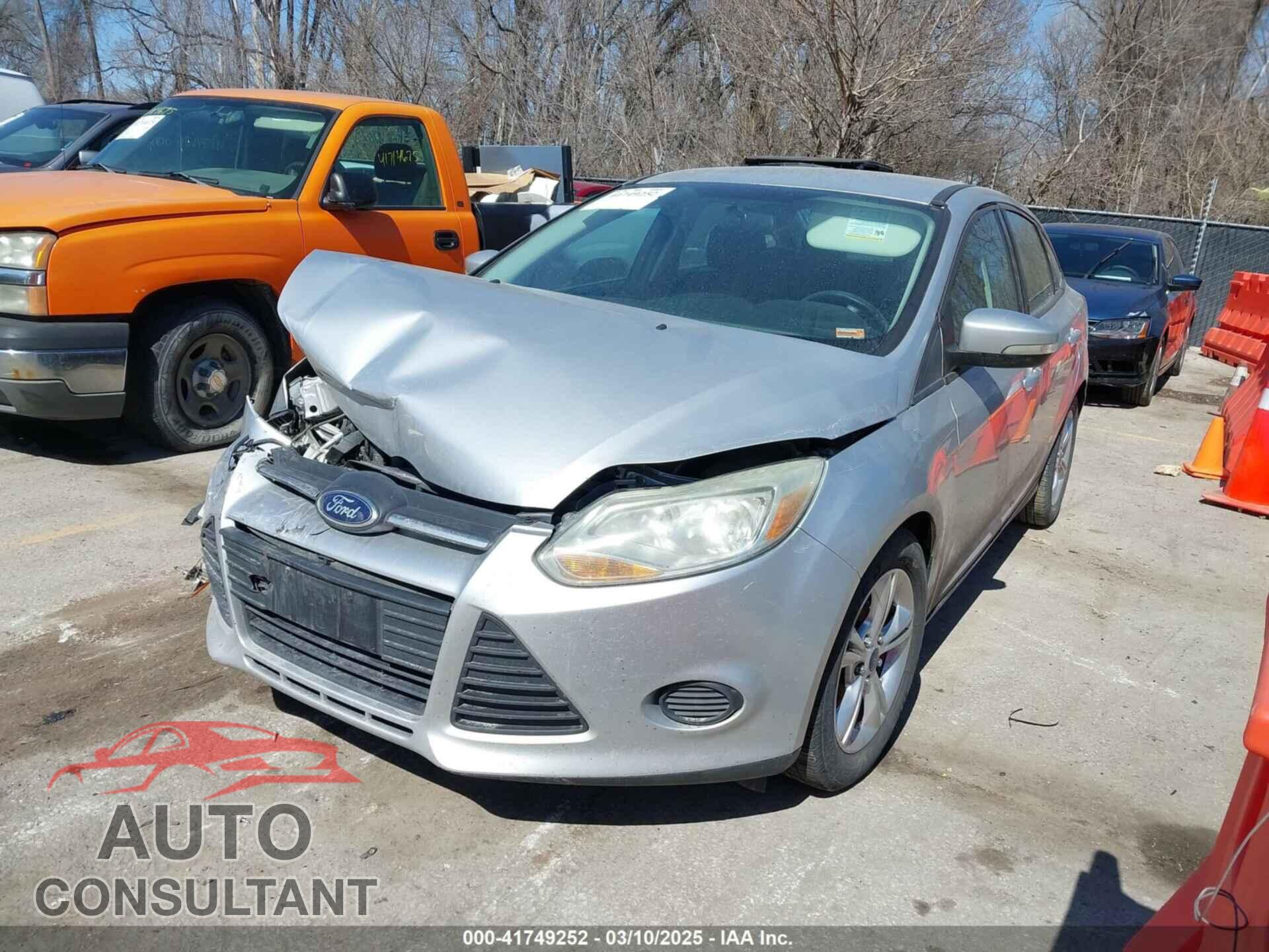 FORD FOCUS 2014 - 1FADP3F24EL239148
