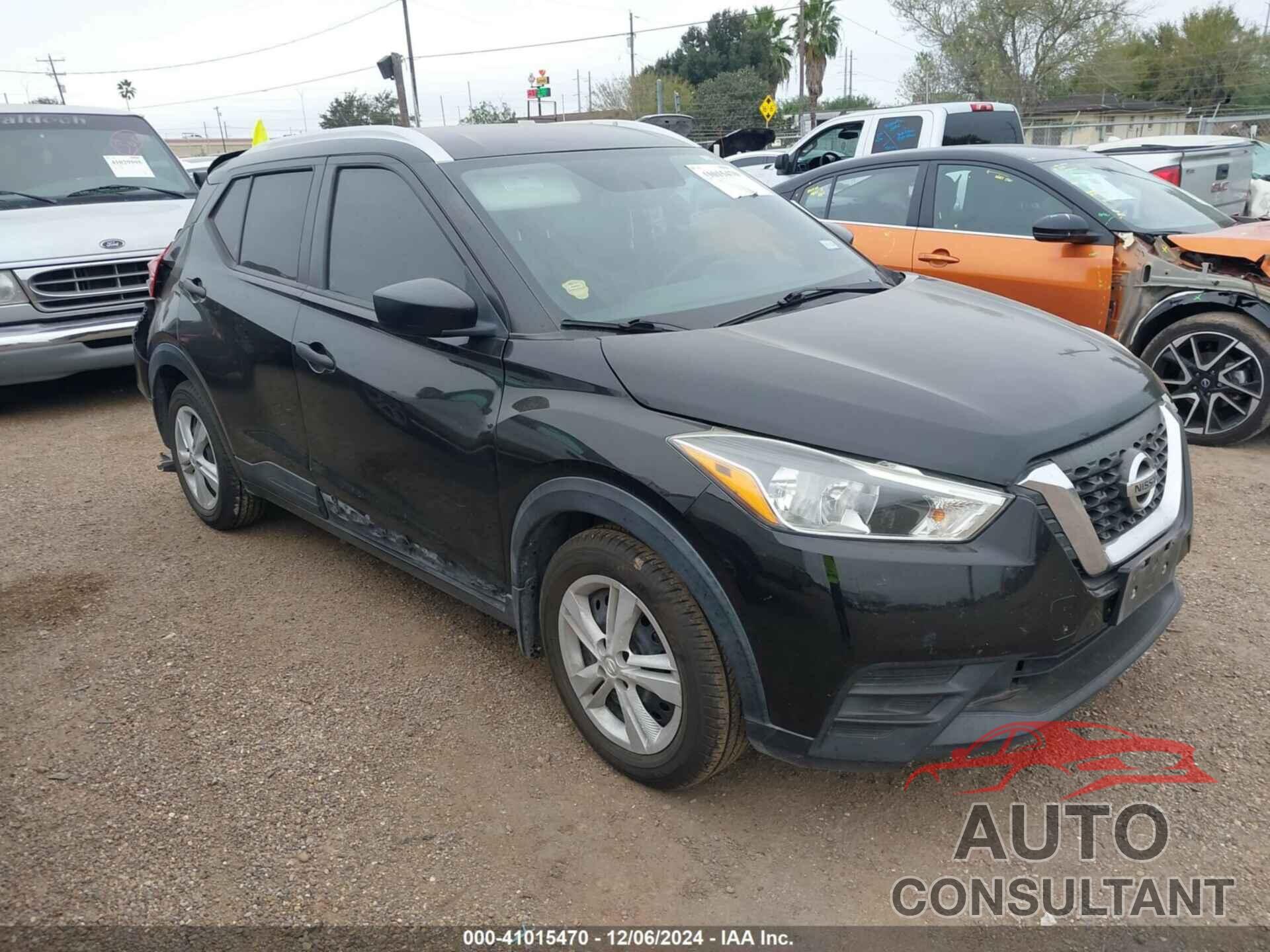 NISSAN KICKS 2018 - 3N1CP5CUXJL506995