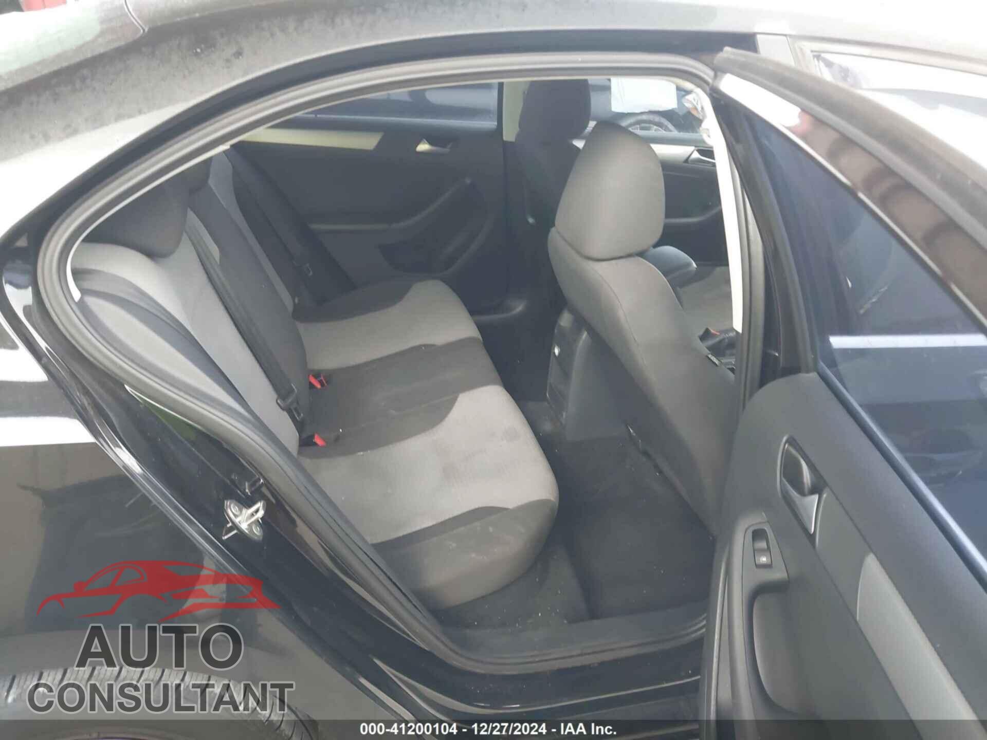 VOLKSWAGEN JETTA 2017 - 3VW2B7AJ9HM397491