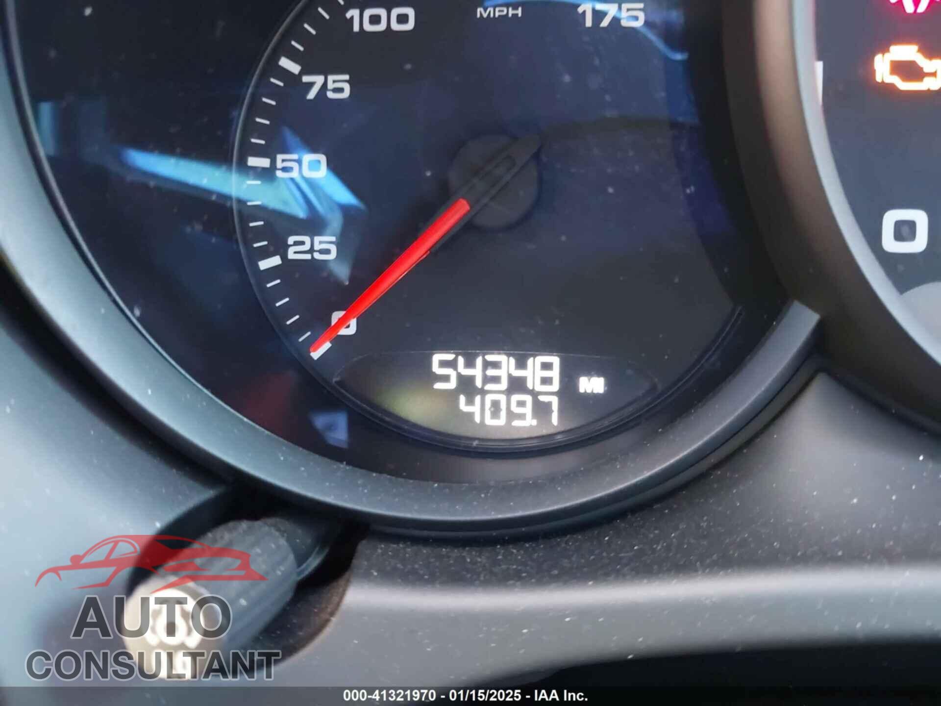 PORSCHE MACAN 2017 - WP1AA2A58HLB00394