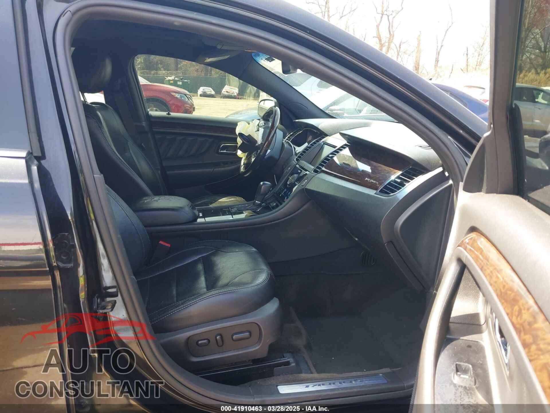 FORD TAURUS 2014 - 1FAHP2F80EG104984