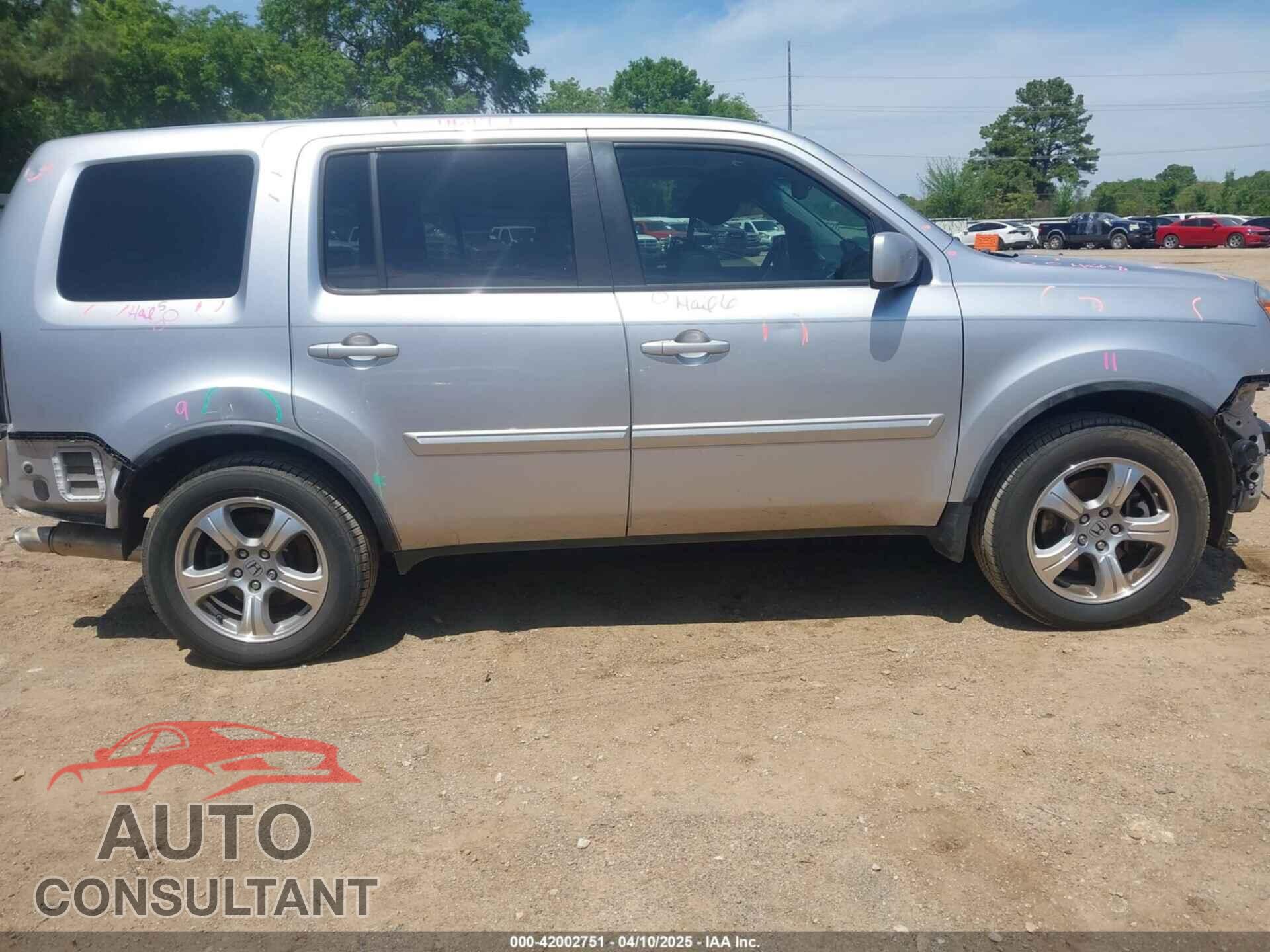 HONDA PILOT 2013 - 5FNYF3H54DB031813