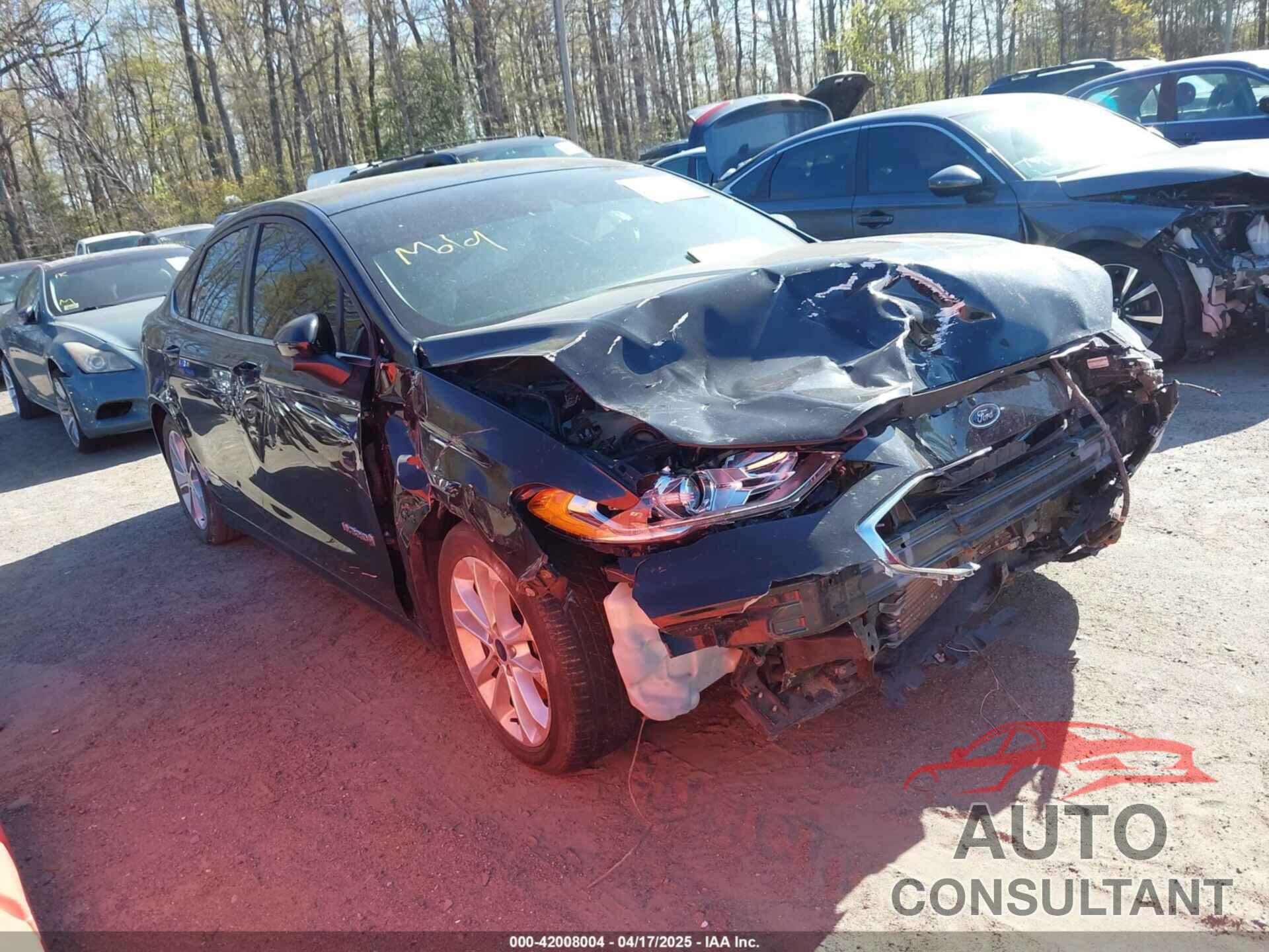 FORD FUSION HYBRID 2019 - 3FA6P0LU2KR240874