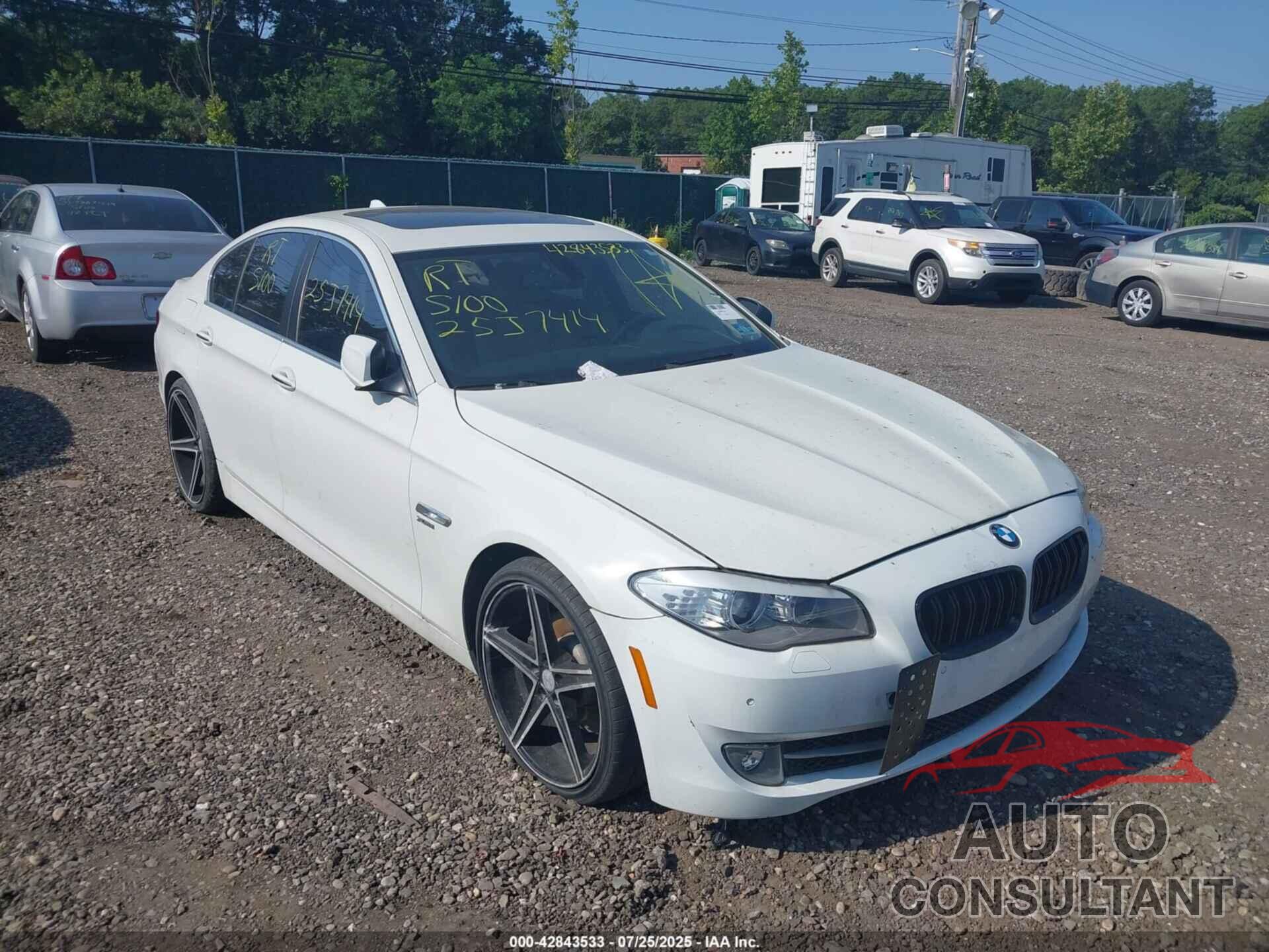 BMW 528I 2012 - WBAXH5C51CDW10155