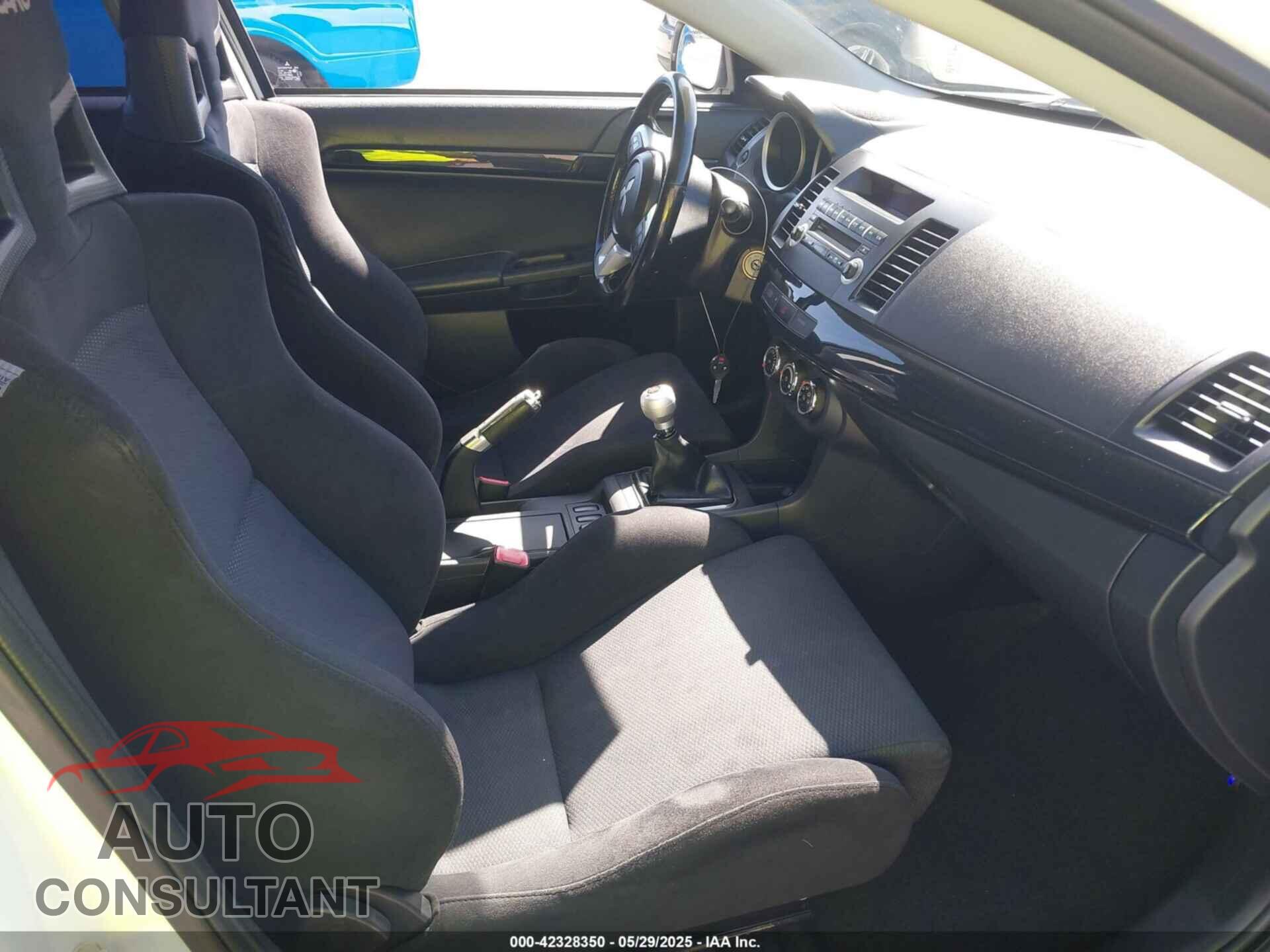 MITSUBISHI LANCER EVOLUTION 2012 - JA32W8FV8CU015978