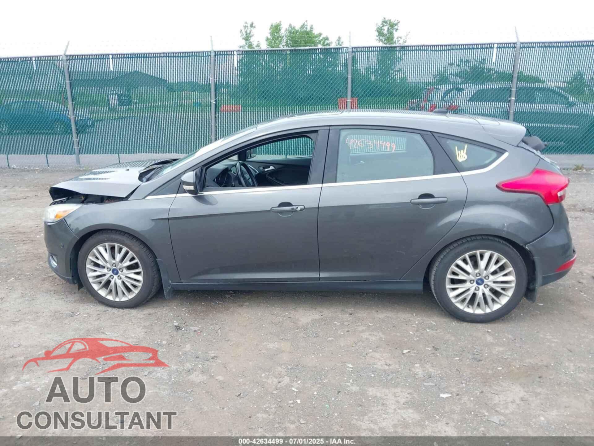 FORD FOCUS 2015 - 1FADP3N26FL200323